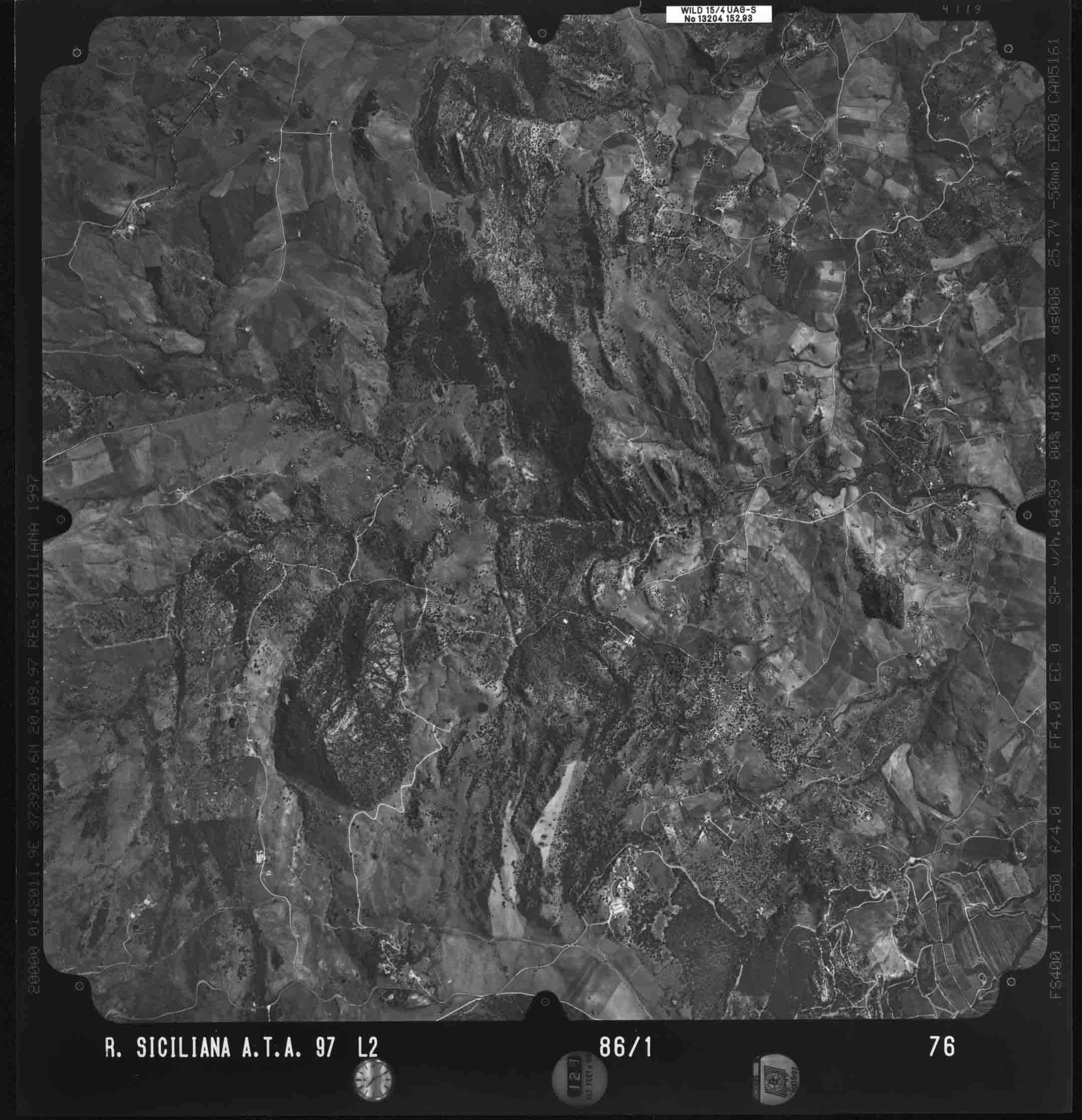 EN NICOSIA 86 1 STR 76