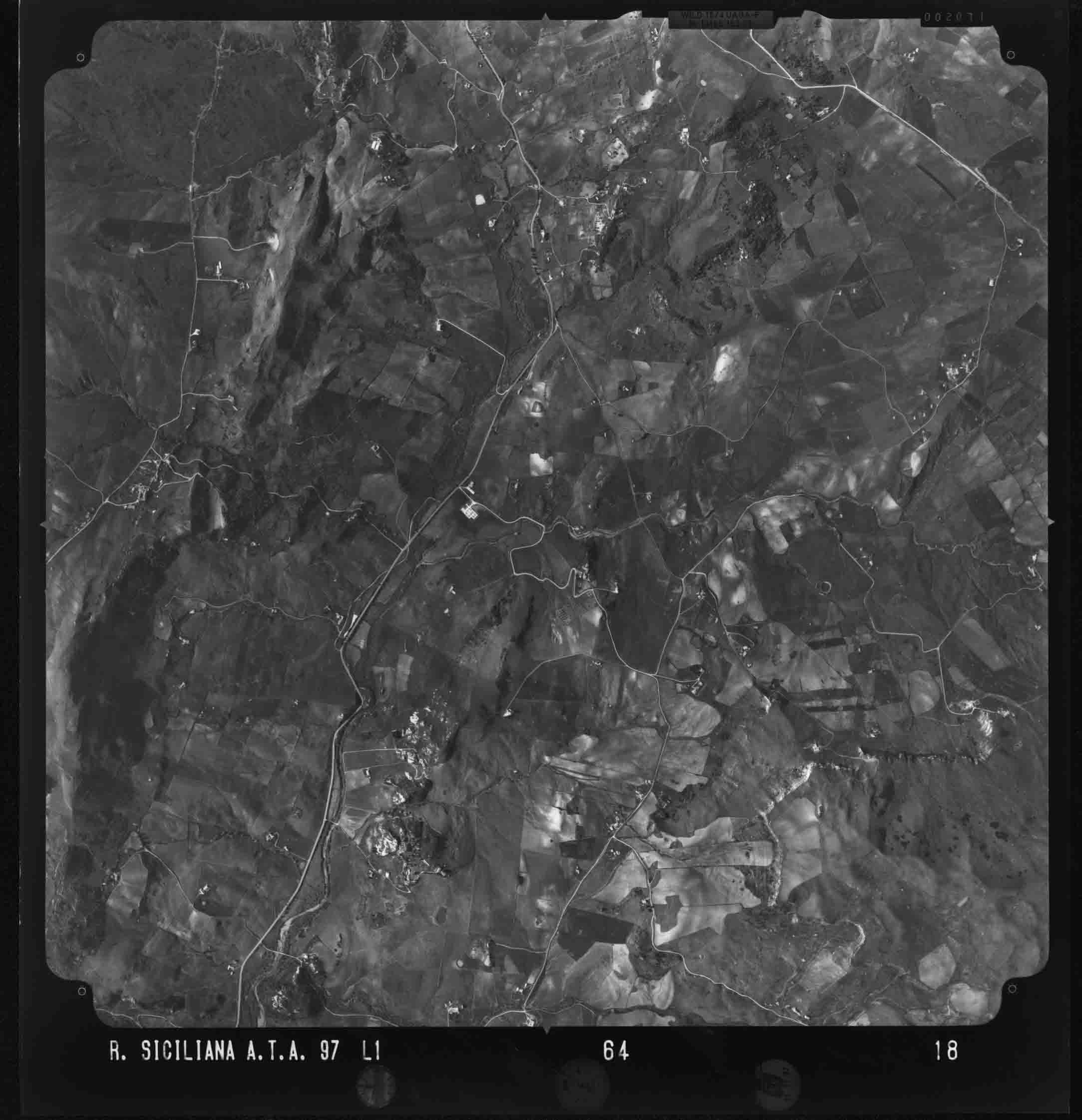 EN SPERLINGA 64 STR 18