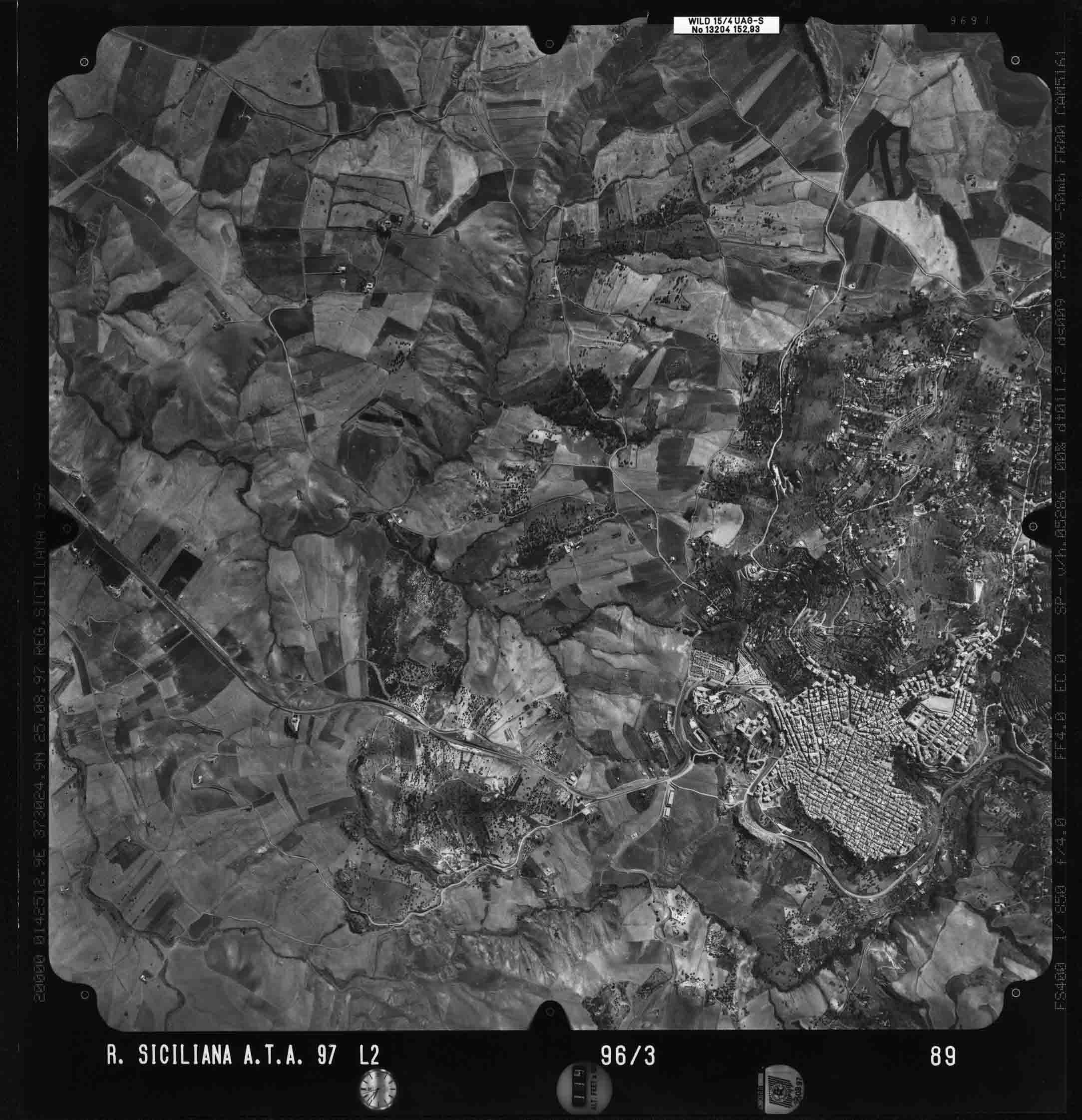 EN VALGUALNERA CAROPEPE 96 3 STR 89