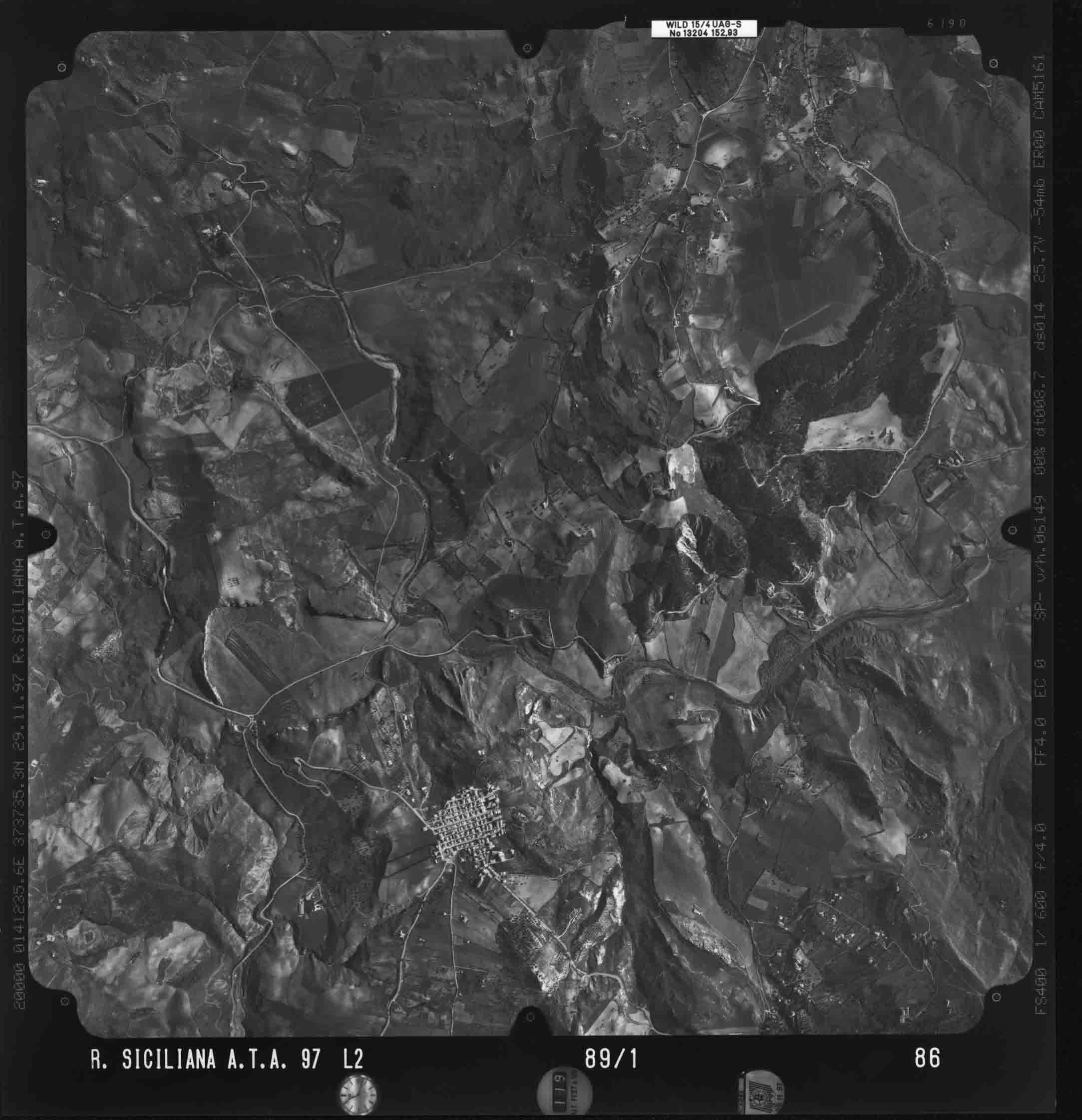 EN VILLAROSA 89 1 STR 86