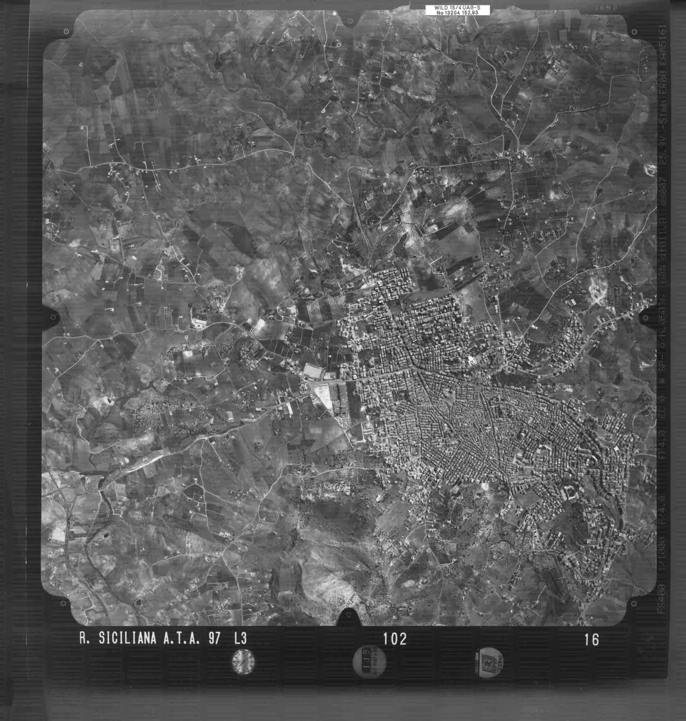 AG FAVARA 102 STR 16