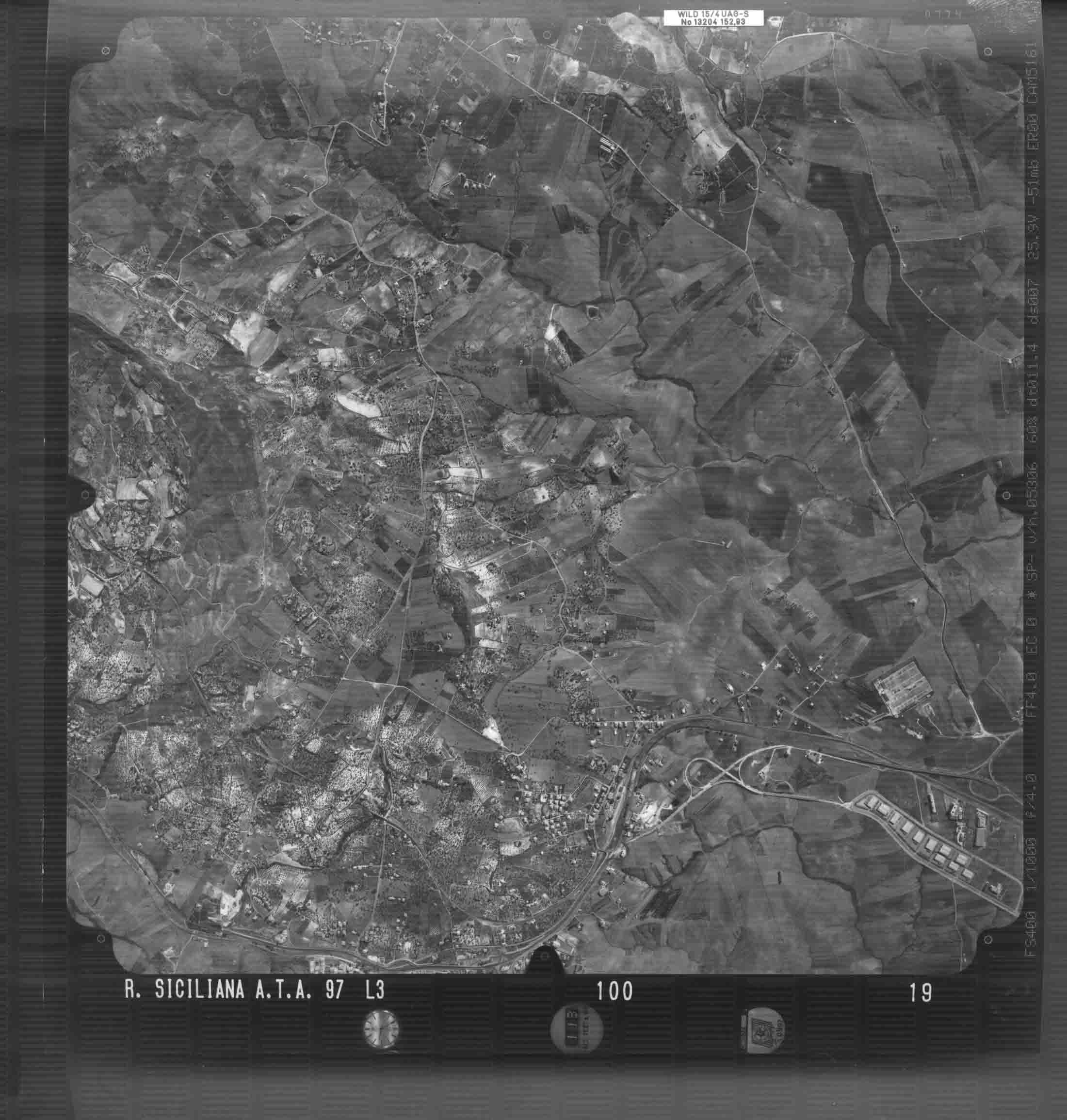 AG GROTTE 100 STR 19