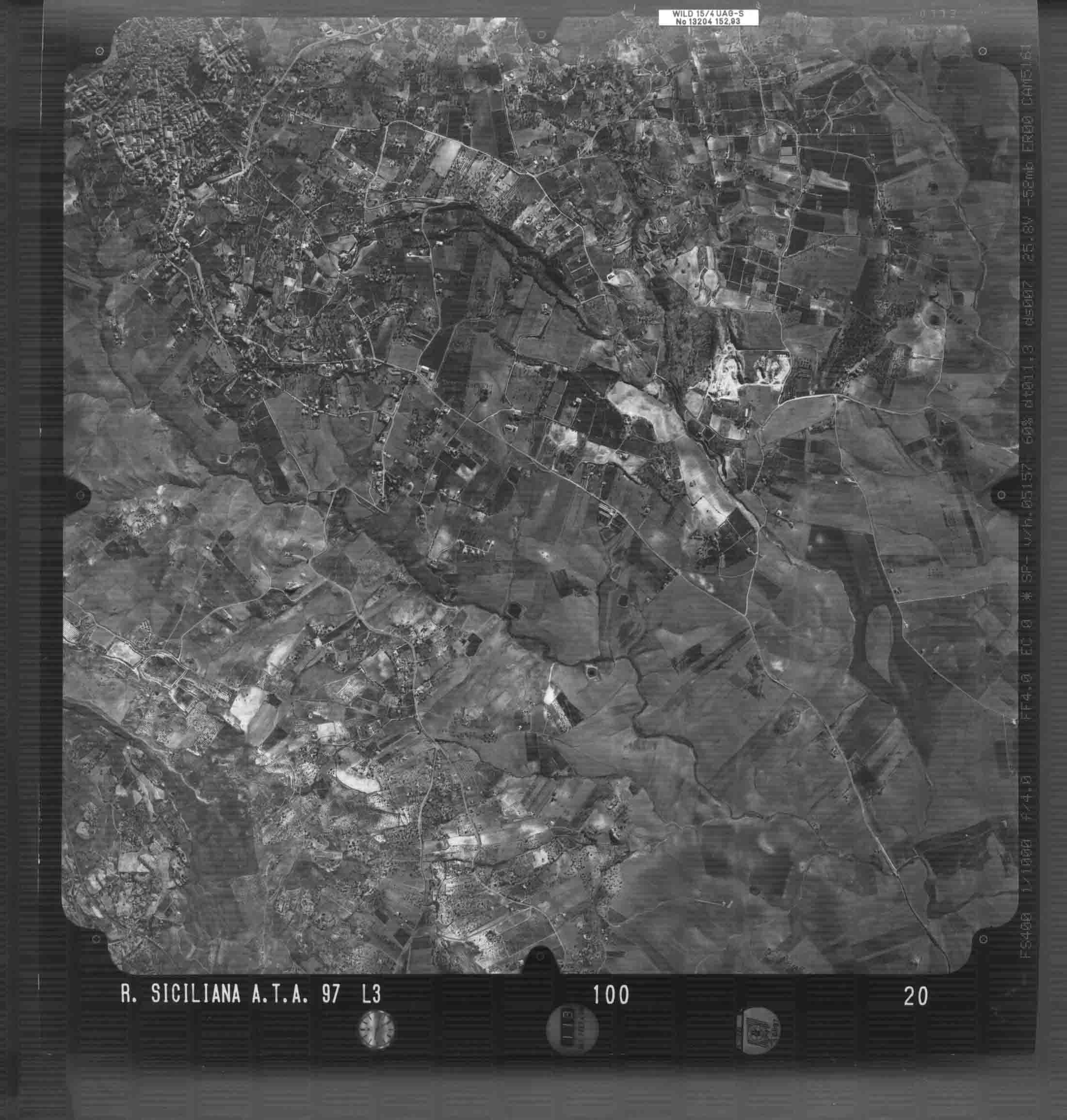 AG GROTTE 100 STR 20