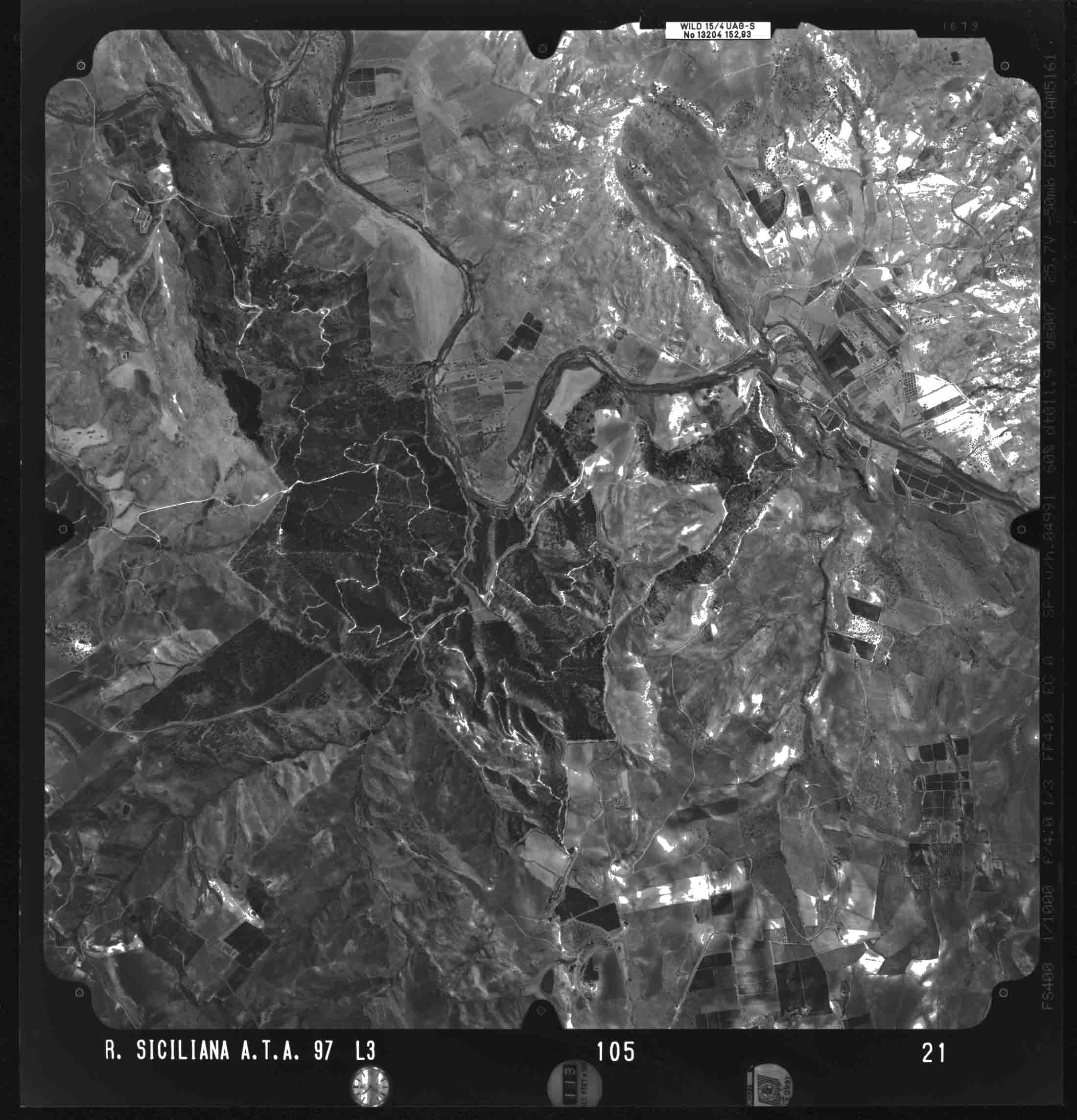 AG RAVANUSA 105 STR 21