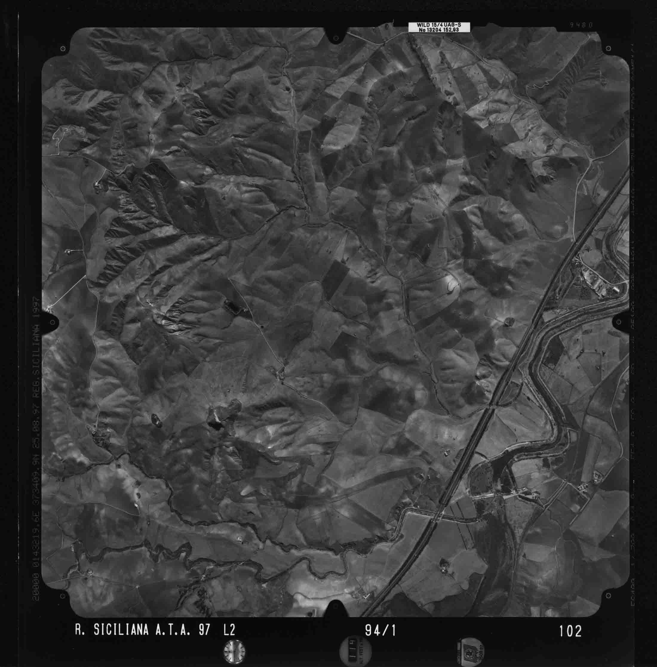 EN AGIRA 102 STR 94 1