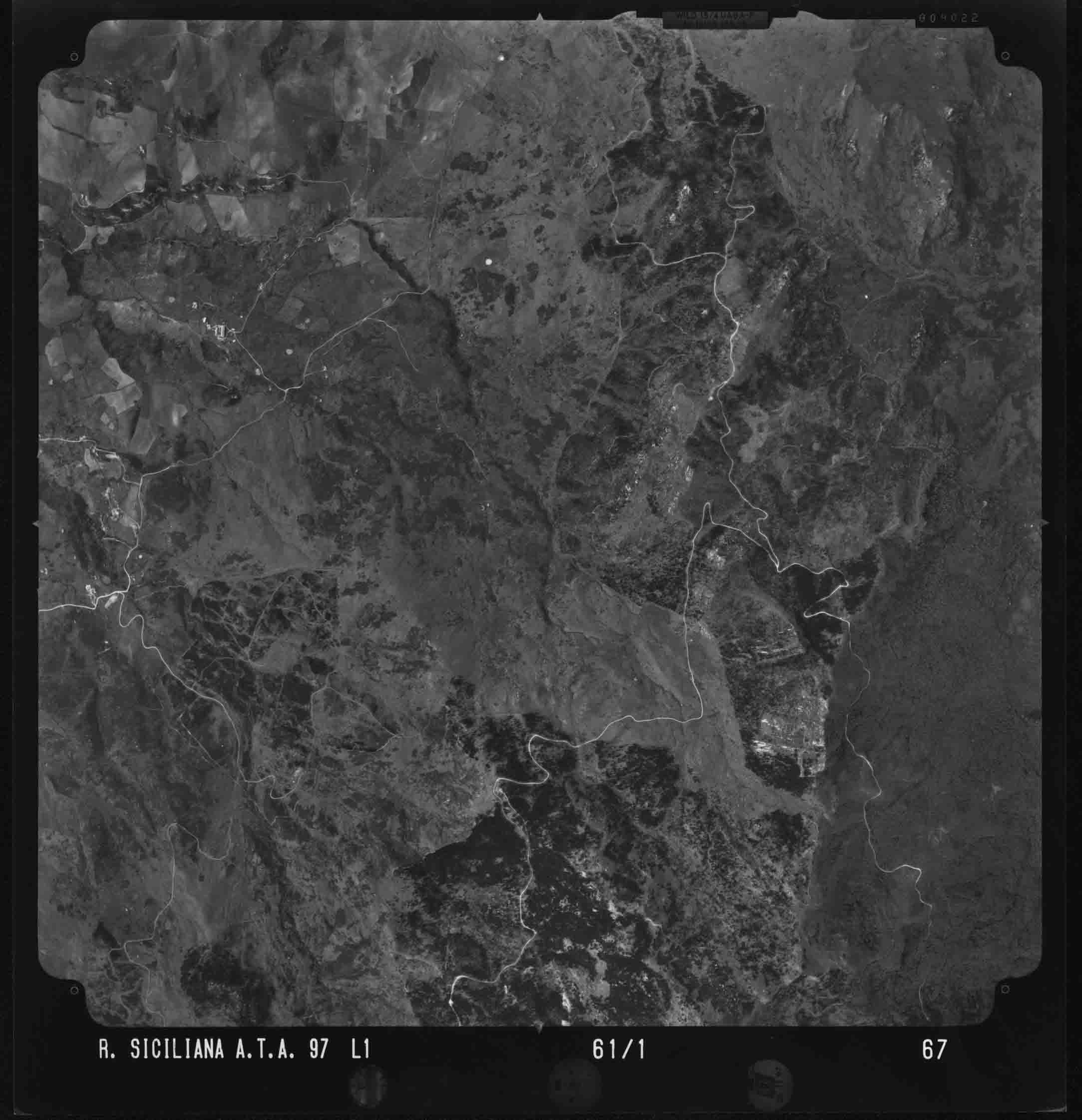 EN NICOSIA 61 1 STR-67