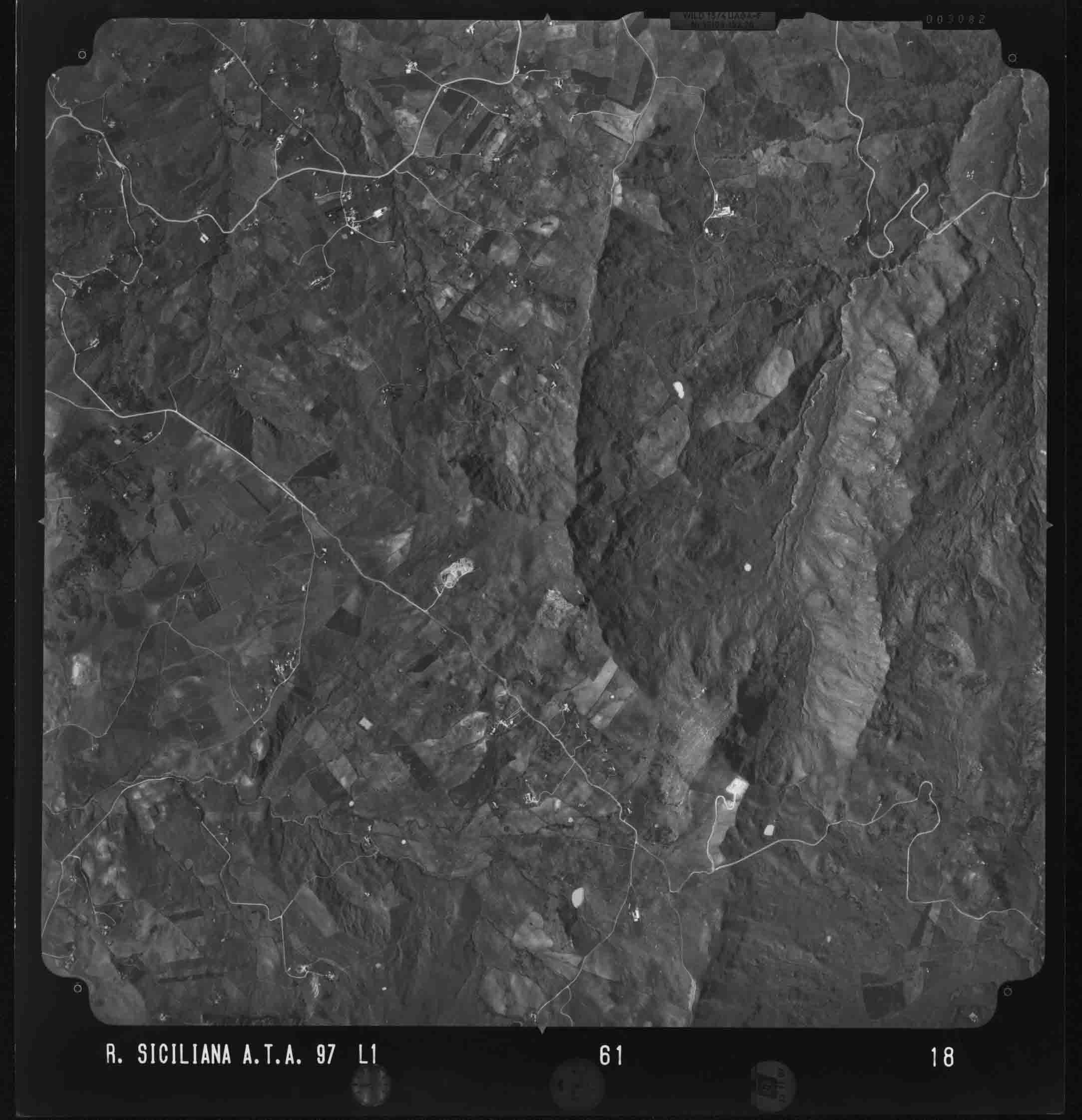 EN NICOSIA 61 STR 18