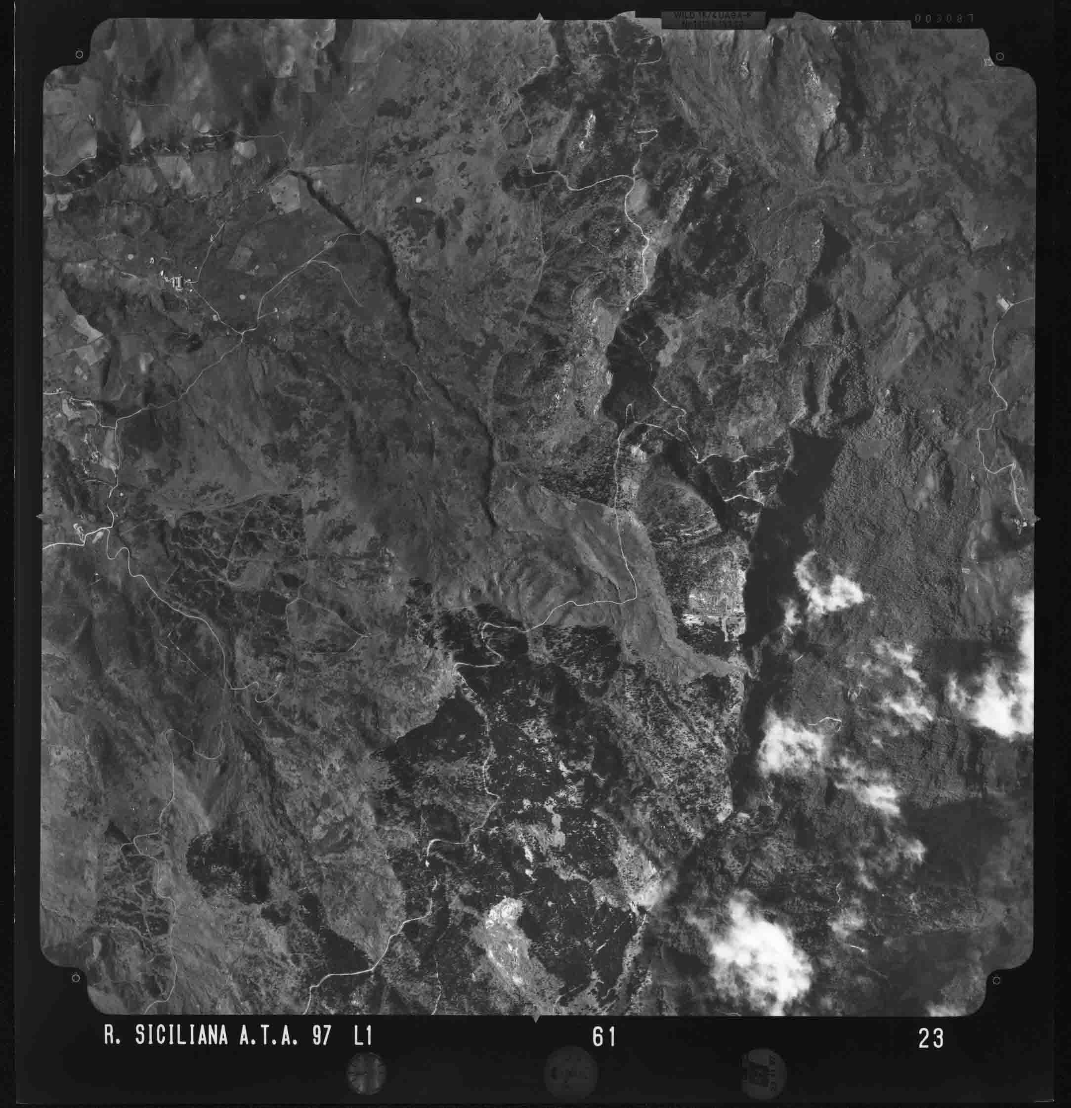 EN NICOSIA 61 STR 23