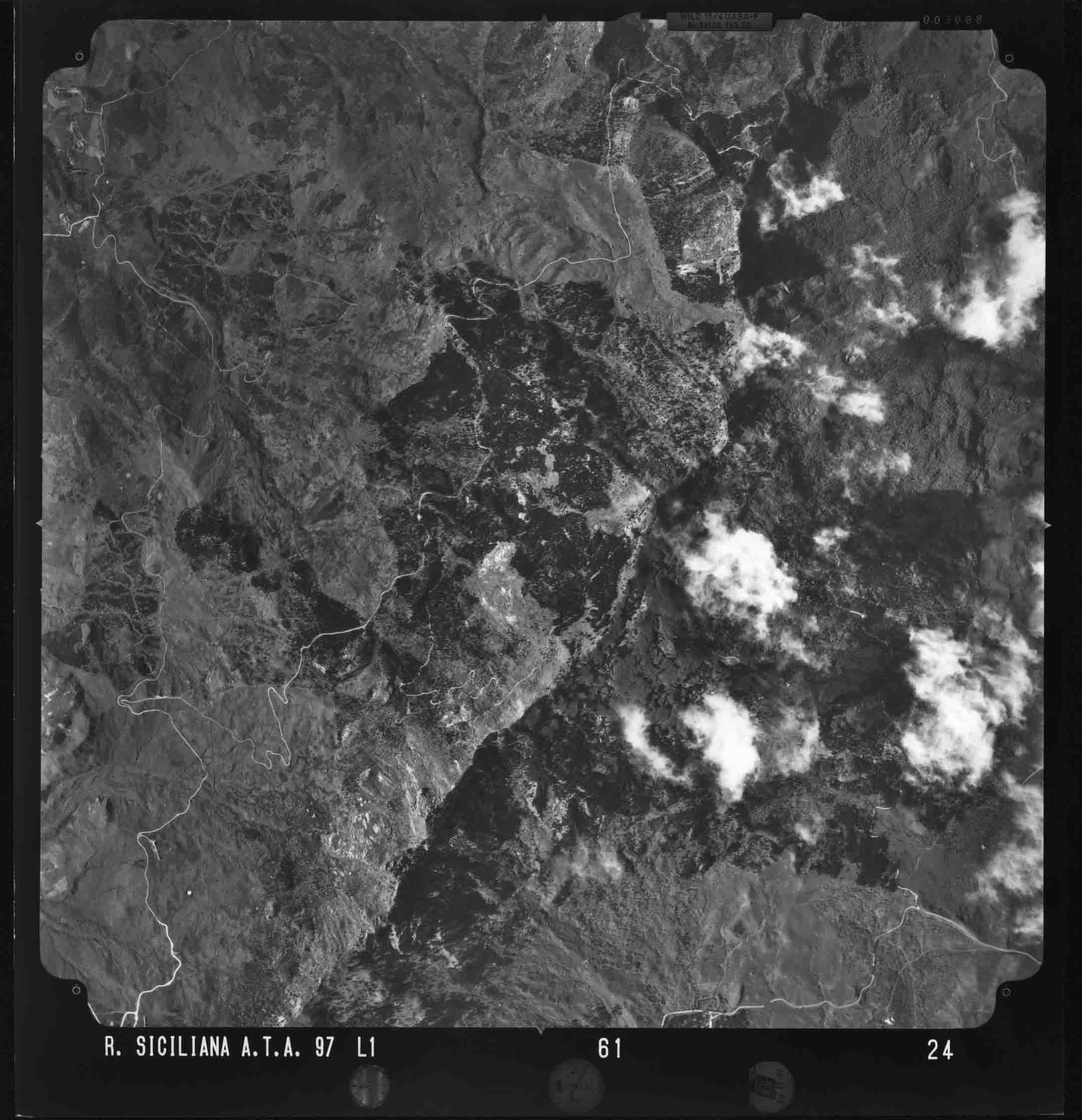 EN NICOSIA 61 STR 24