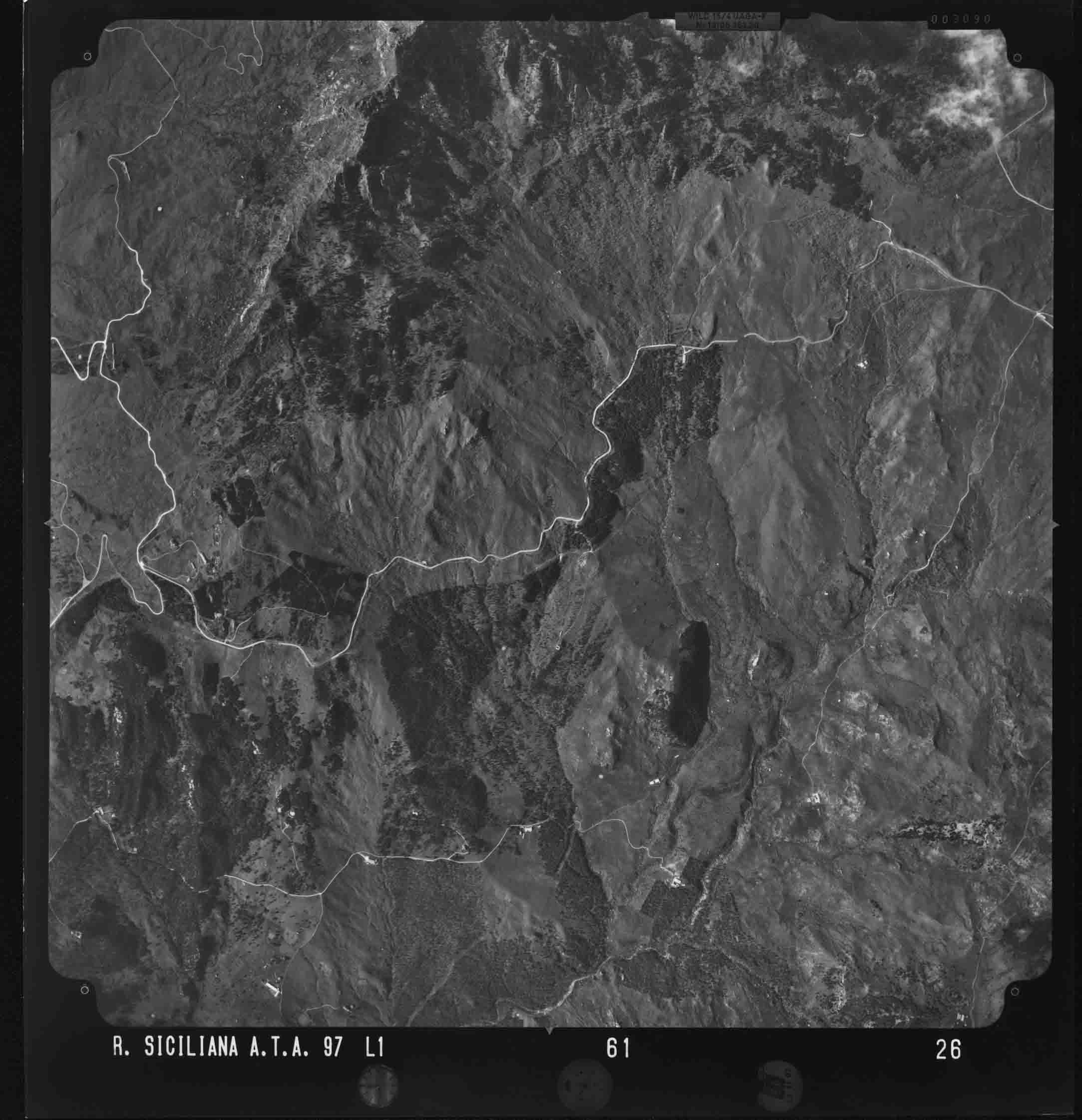 EN NICOSIA 61 STR 26