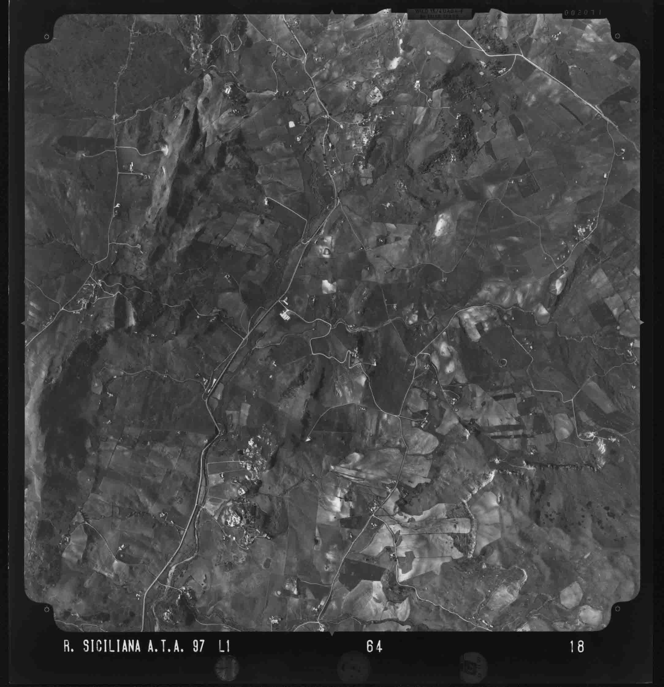 EN NICOSIA 64 STR 18