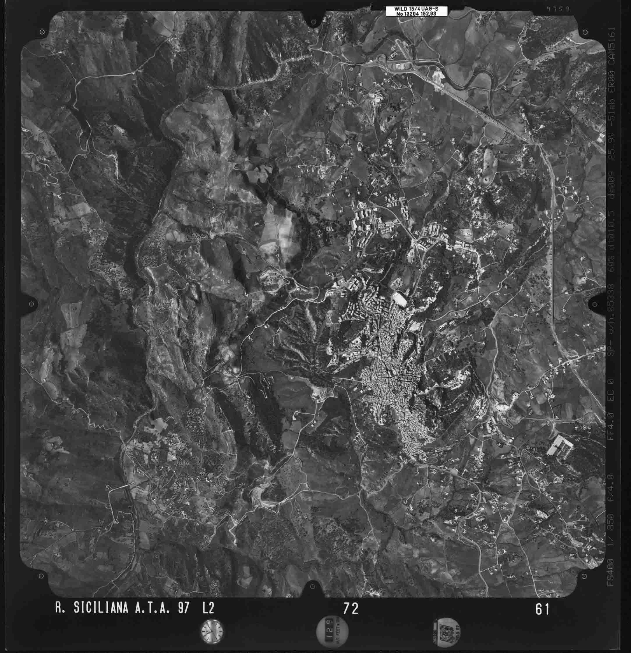 EN NICOSIA 72 STR 61