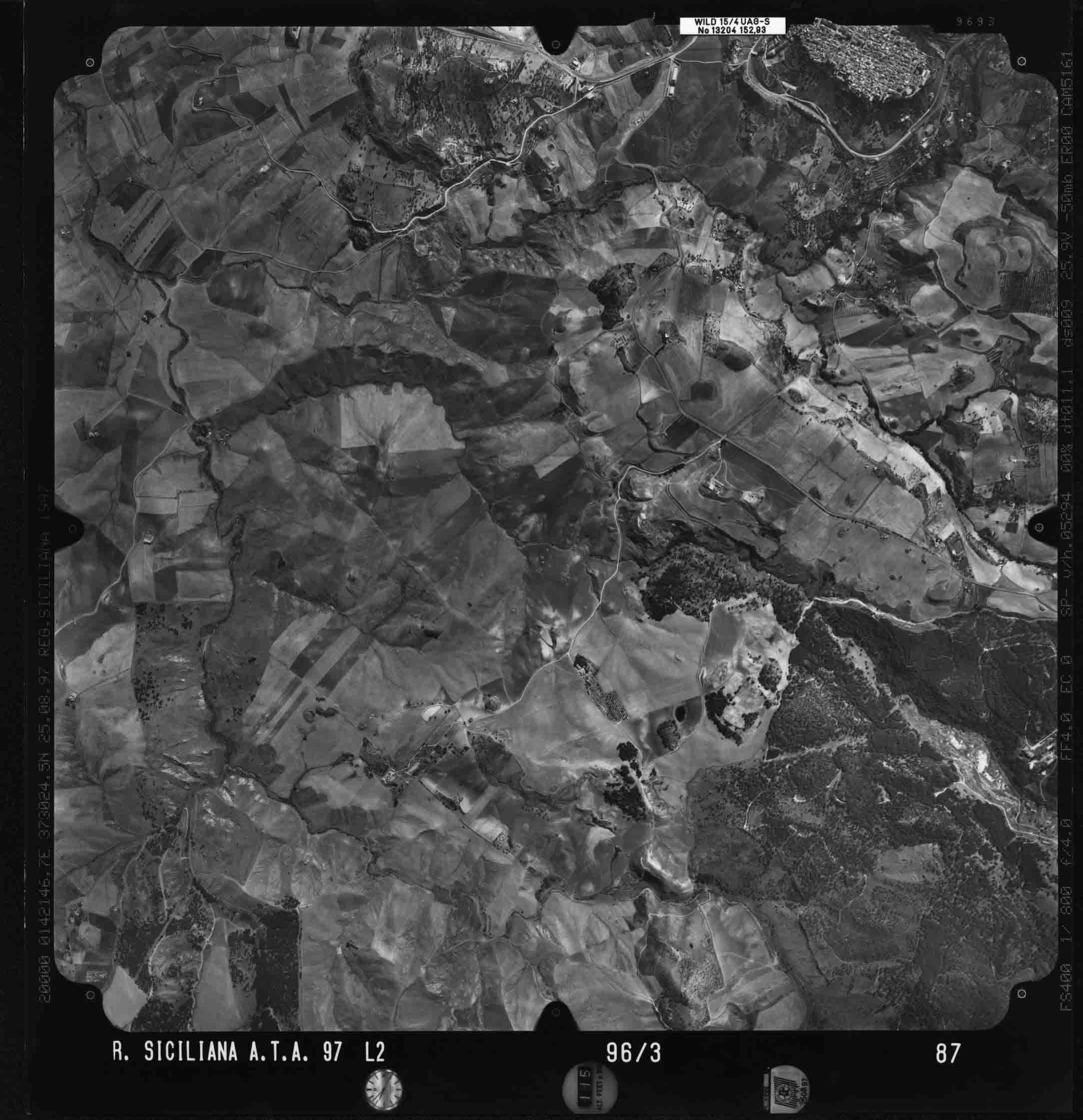 EN VALGUALNERA CAROPEPE 96 3 STR 87