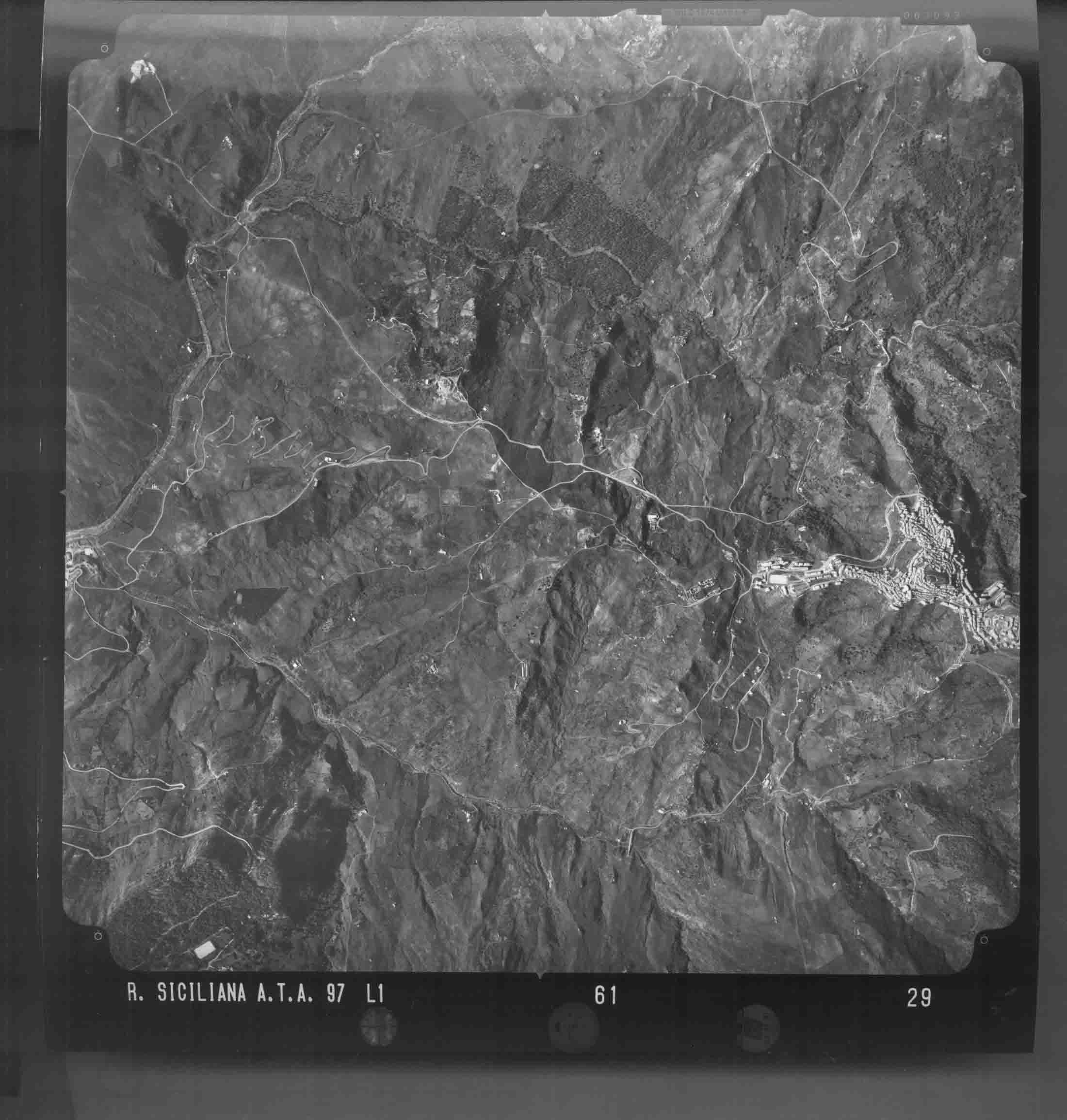 ME CAPIZZI 61 STR 29