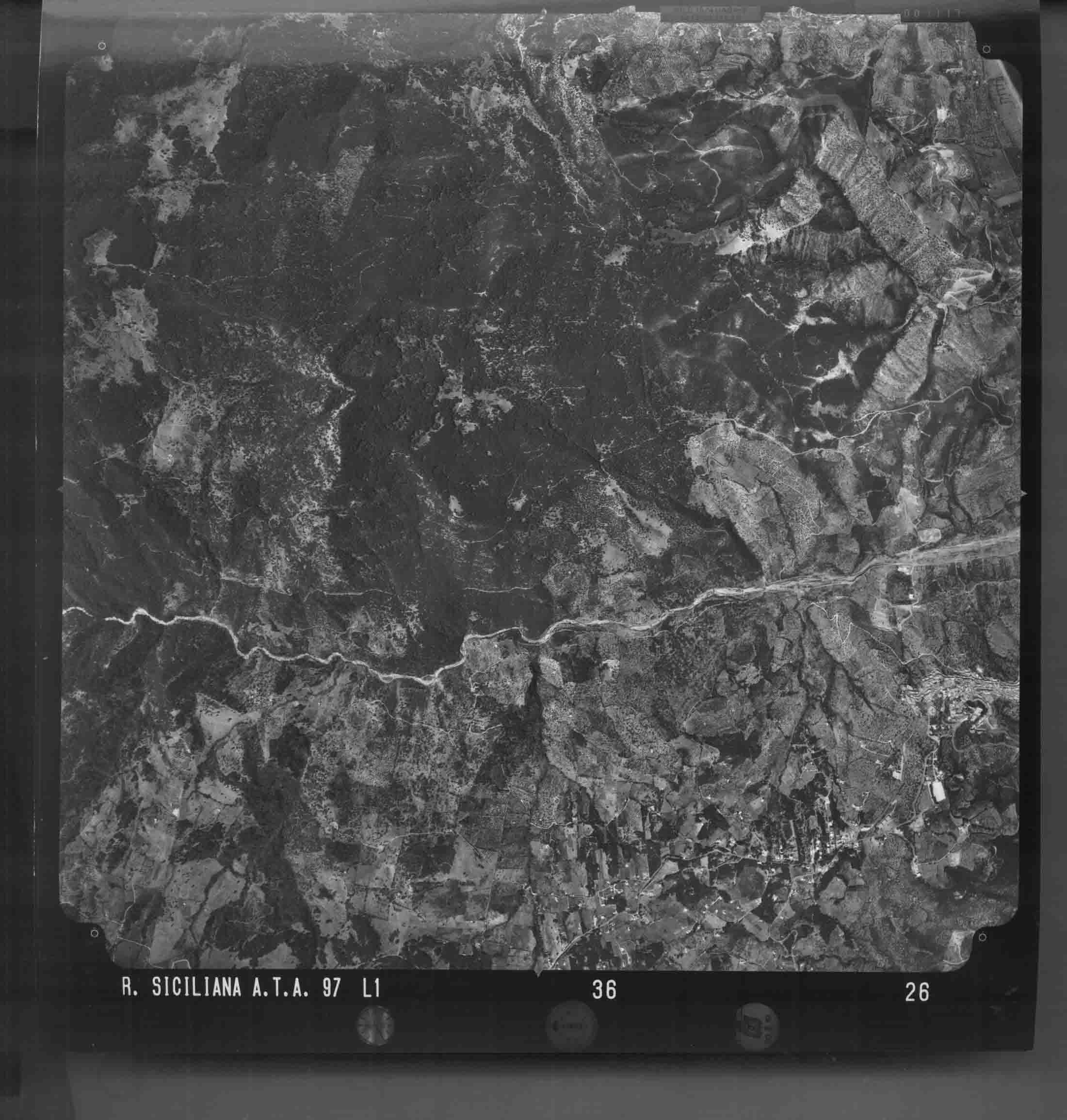 ME CARONIA 36 STR 26