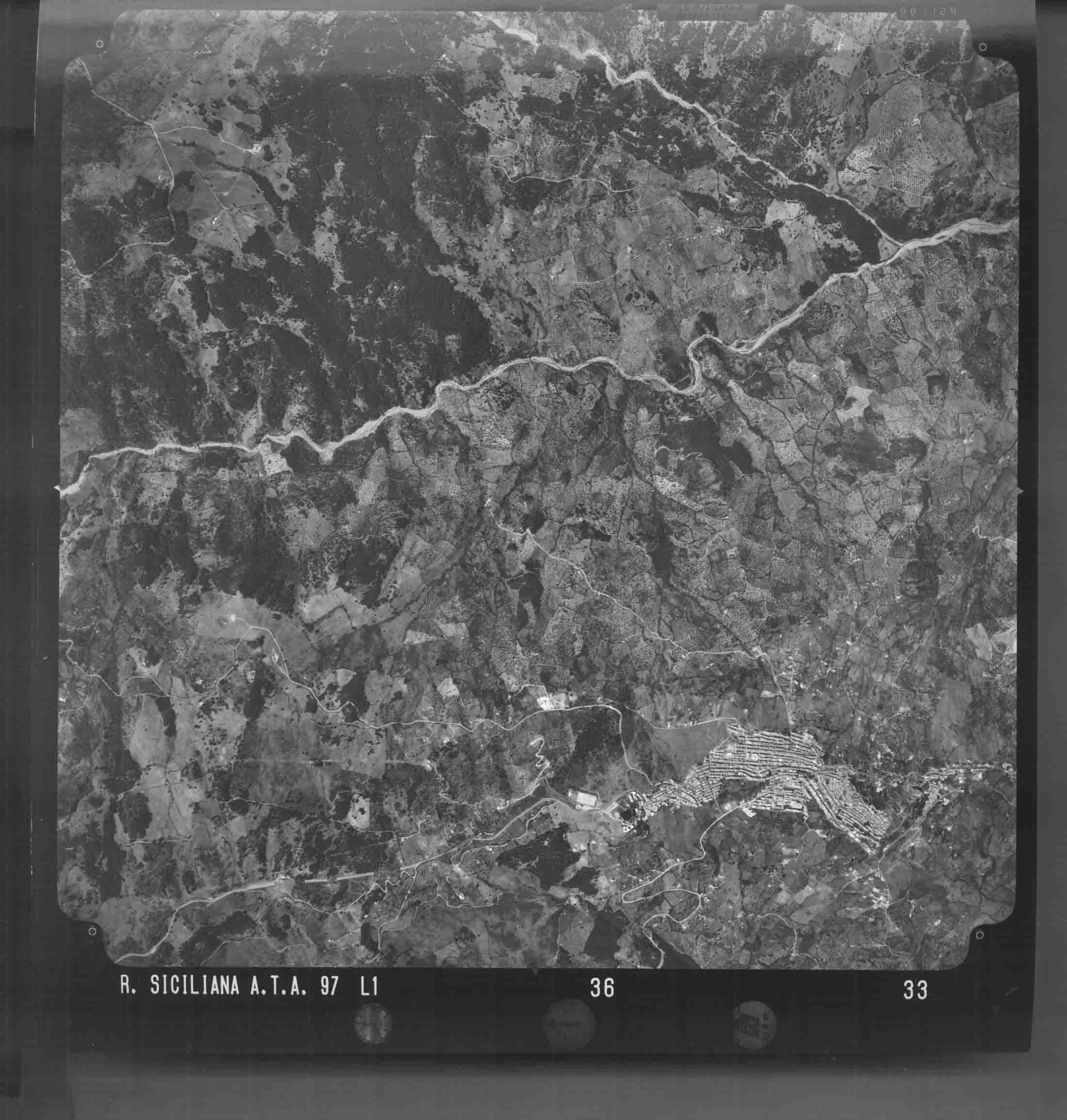 ME CARONIA 36 STR 33