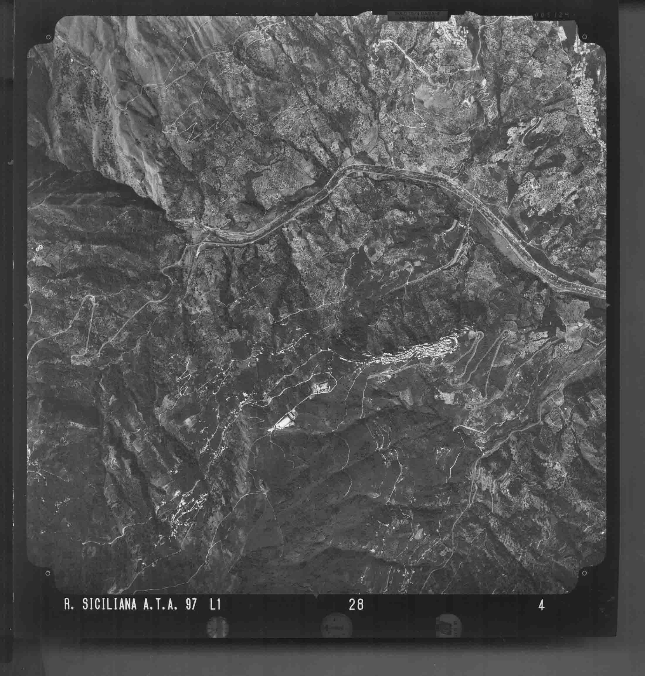 ME CASTELL'UMBERTO 28 STR 4