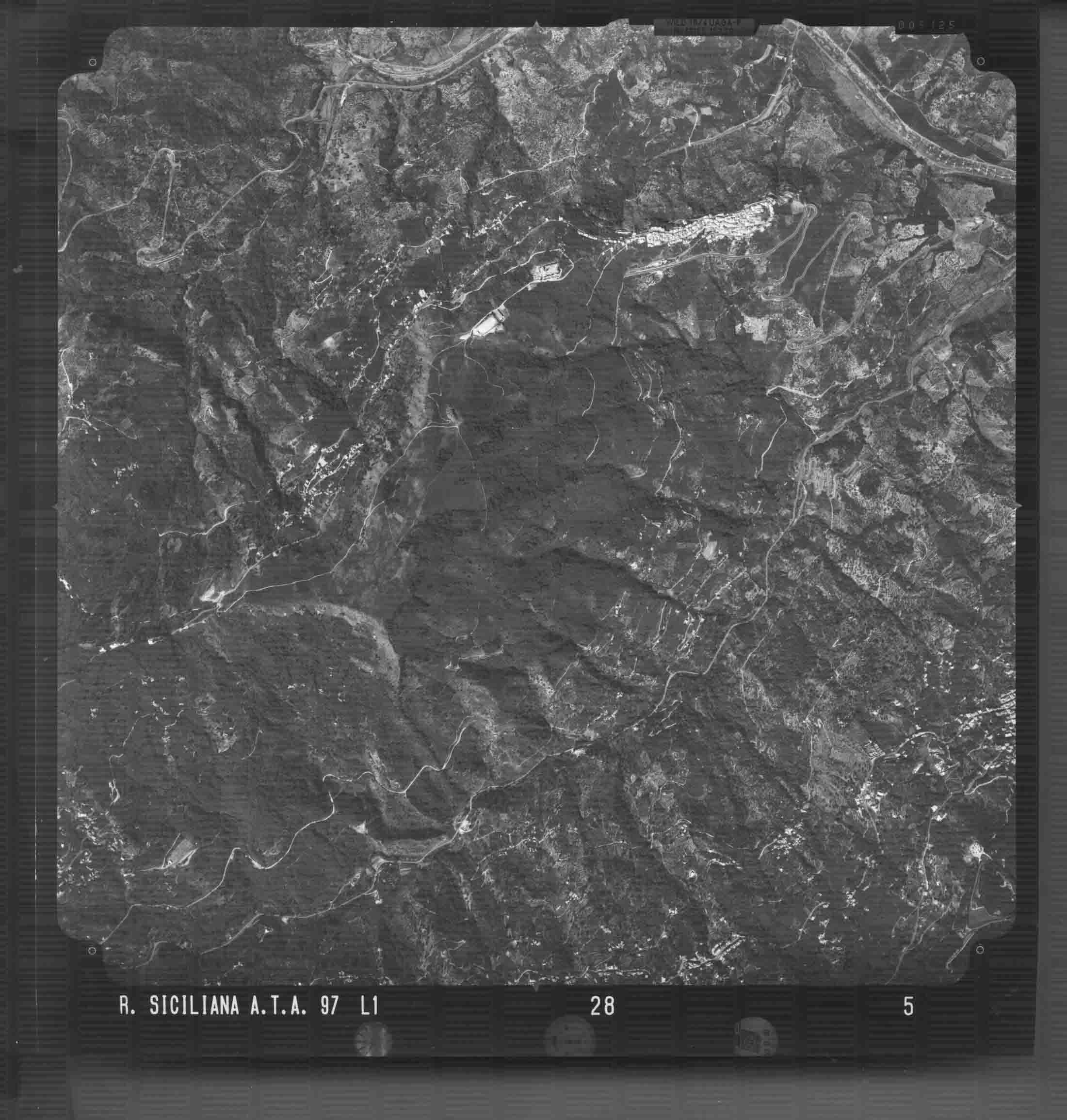 ME CASTELL'UMBERTO 28 STR 5