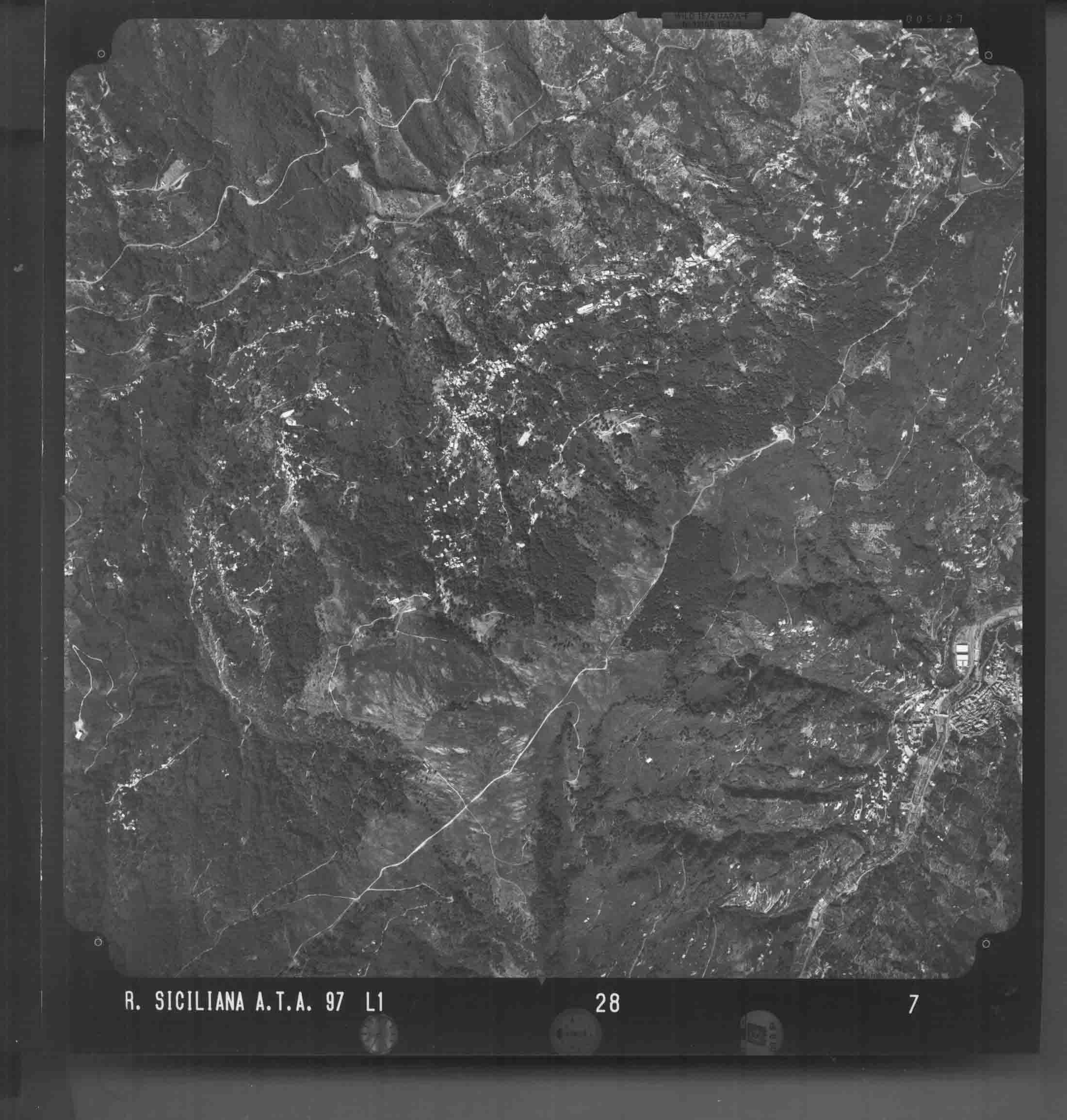 ME CASTELL'UMBERTO 28 STR 7