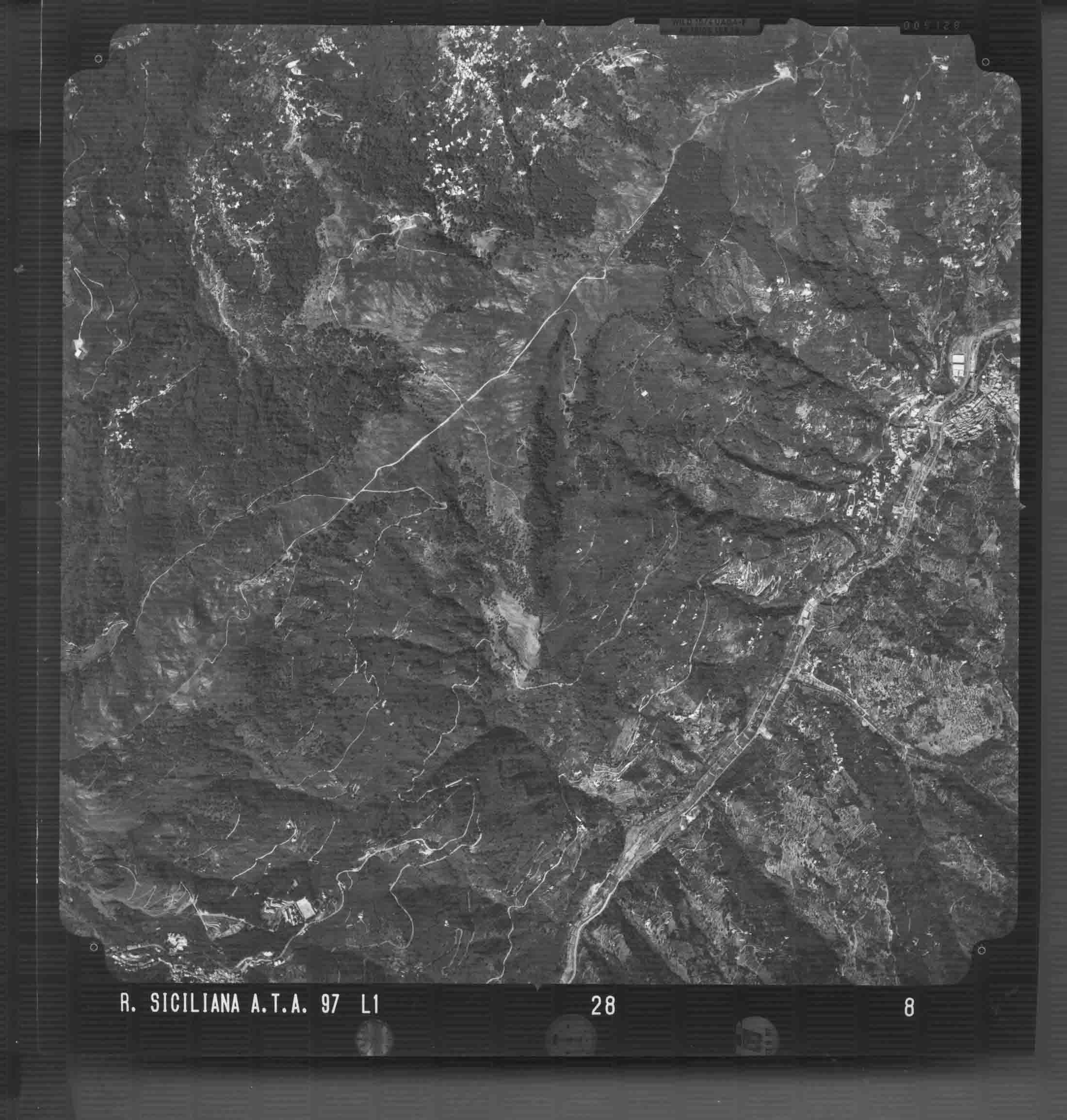 ME CASTELL'UMBERTO 28 STR 8