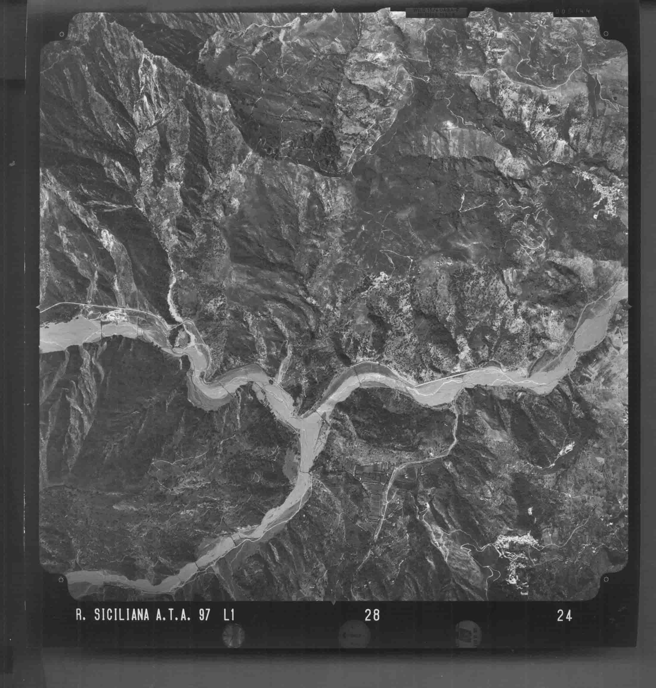 ME CASTROREALE 28 STR 24