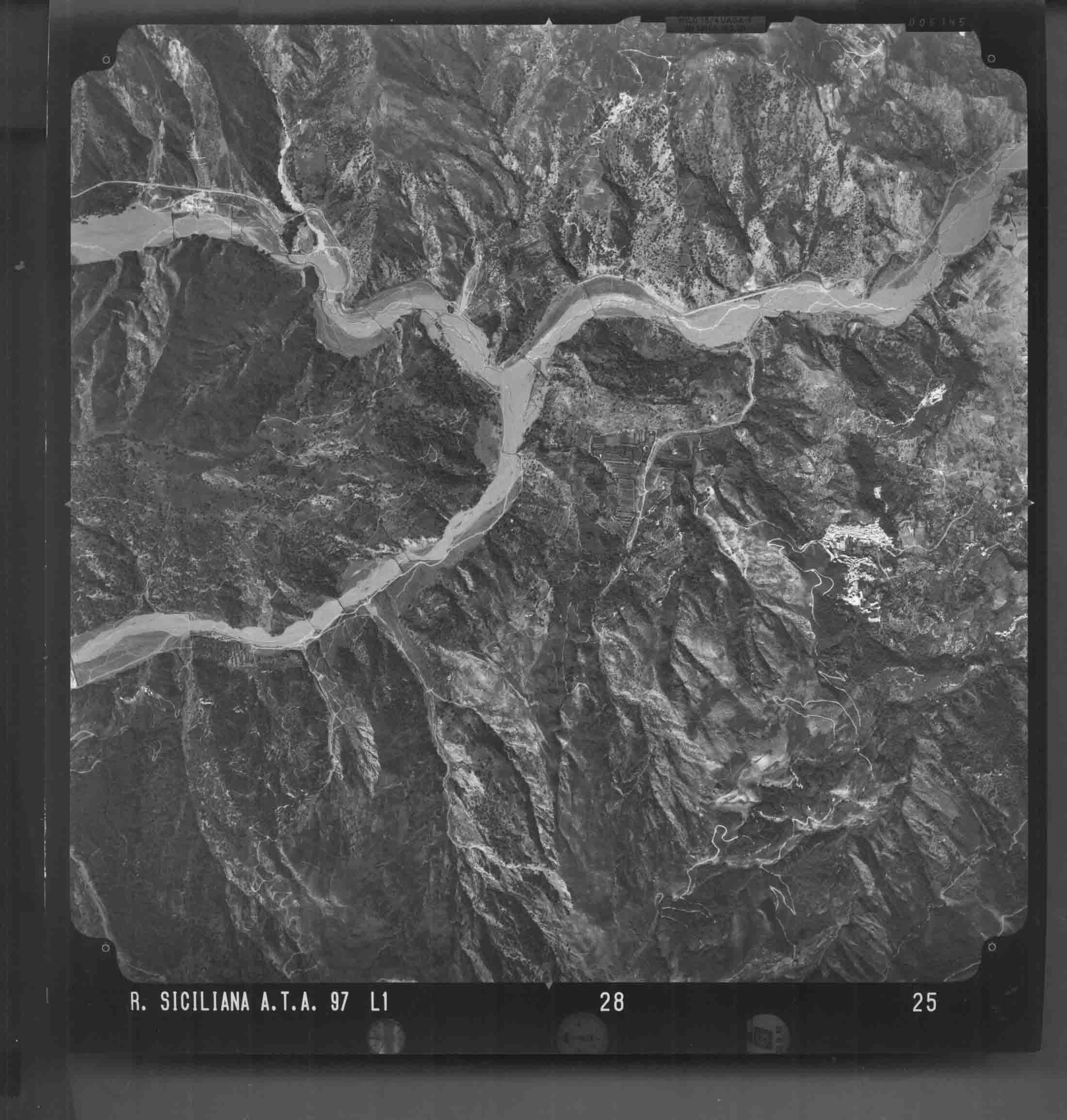 ME CASTROREALE 28 STR 25