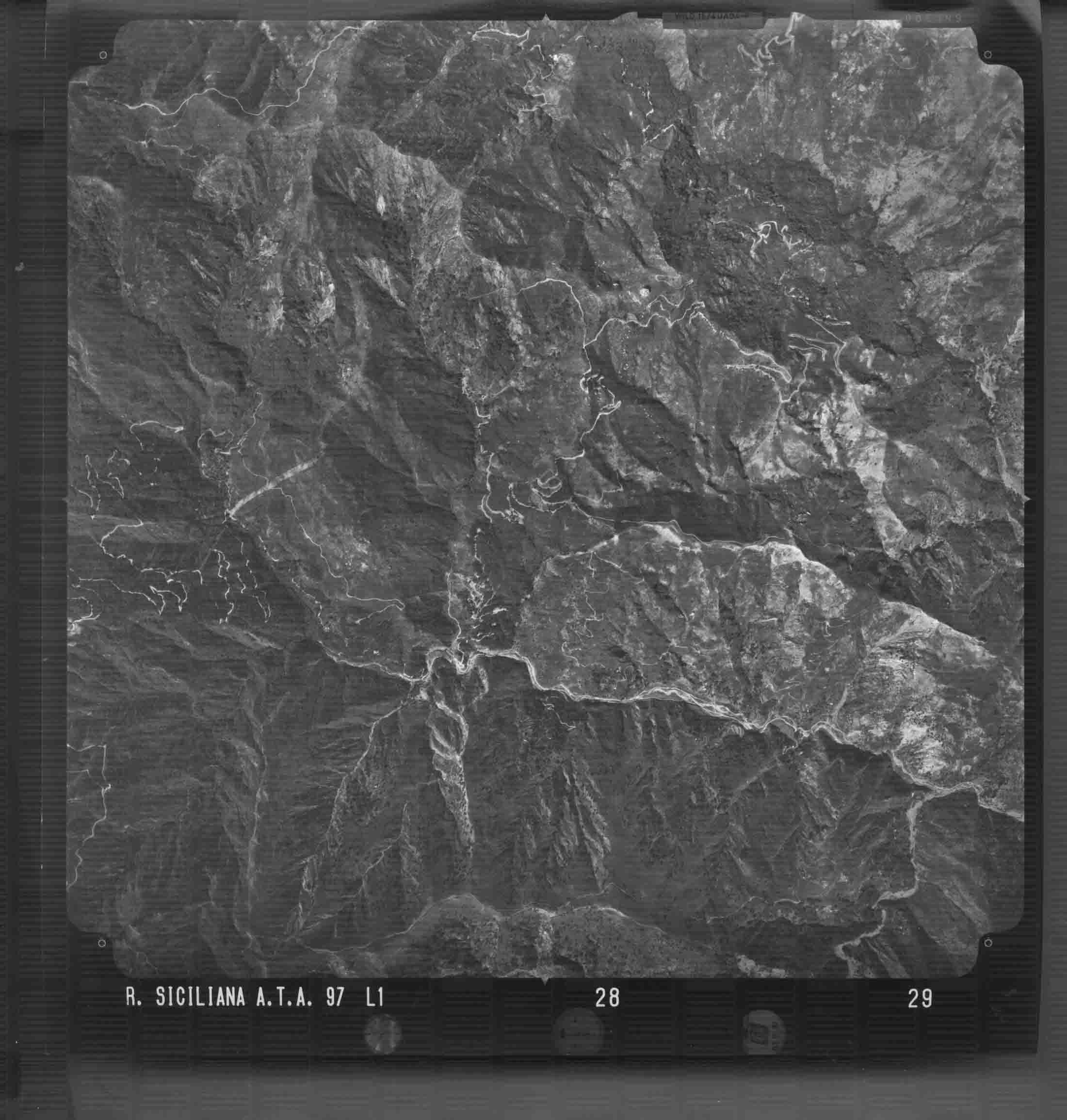 ME CASTROREALE 28 STR 29