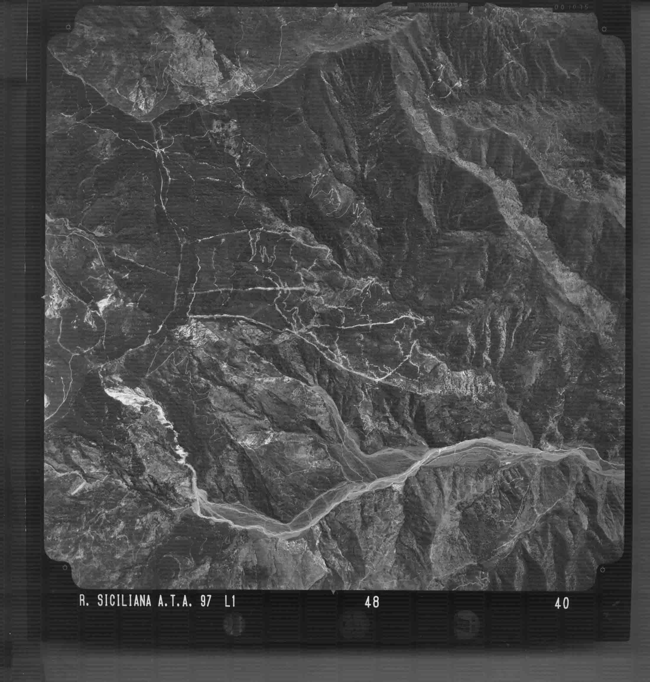 ME FONDACHELLI FANTINA 48 STR 40