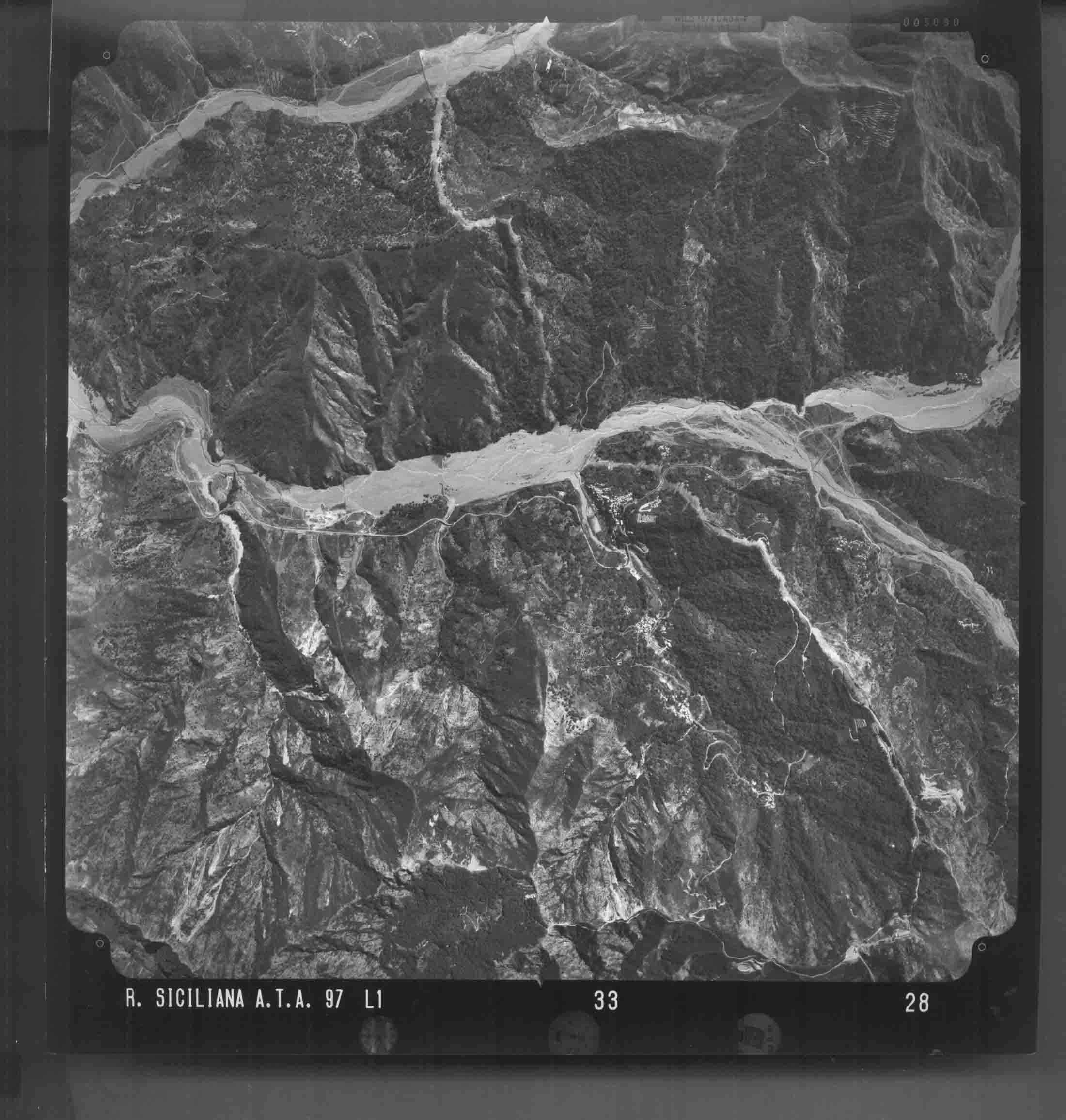 ME FONDACHELLI FATINA 33 STR 28