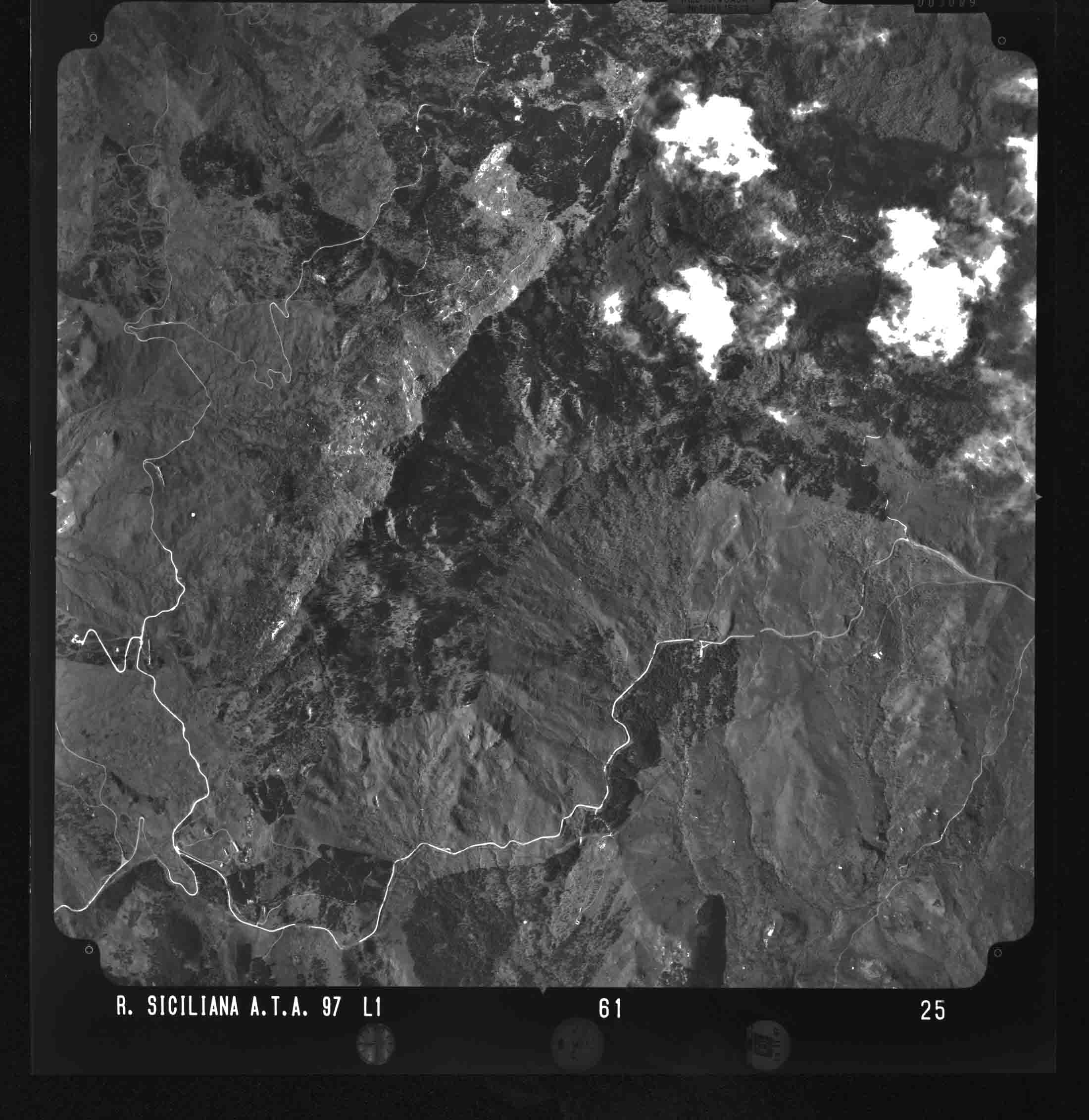 ME MISTRETTA 61 STR 25