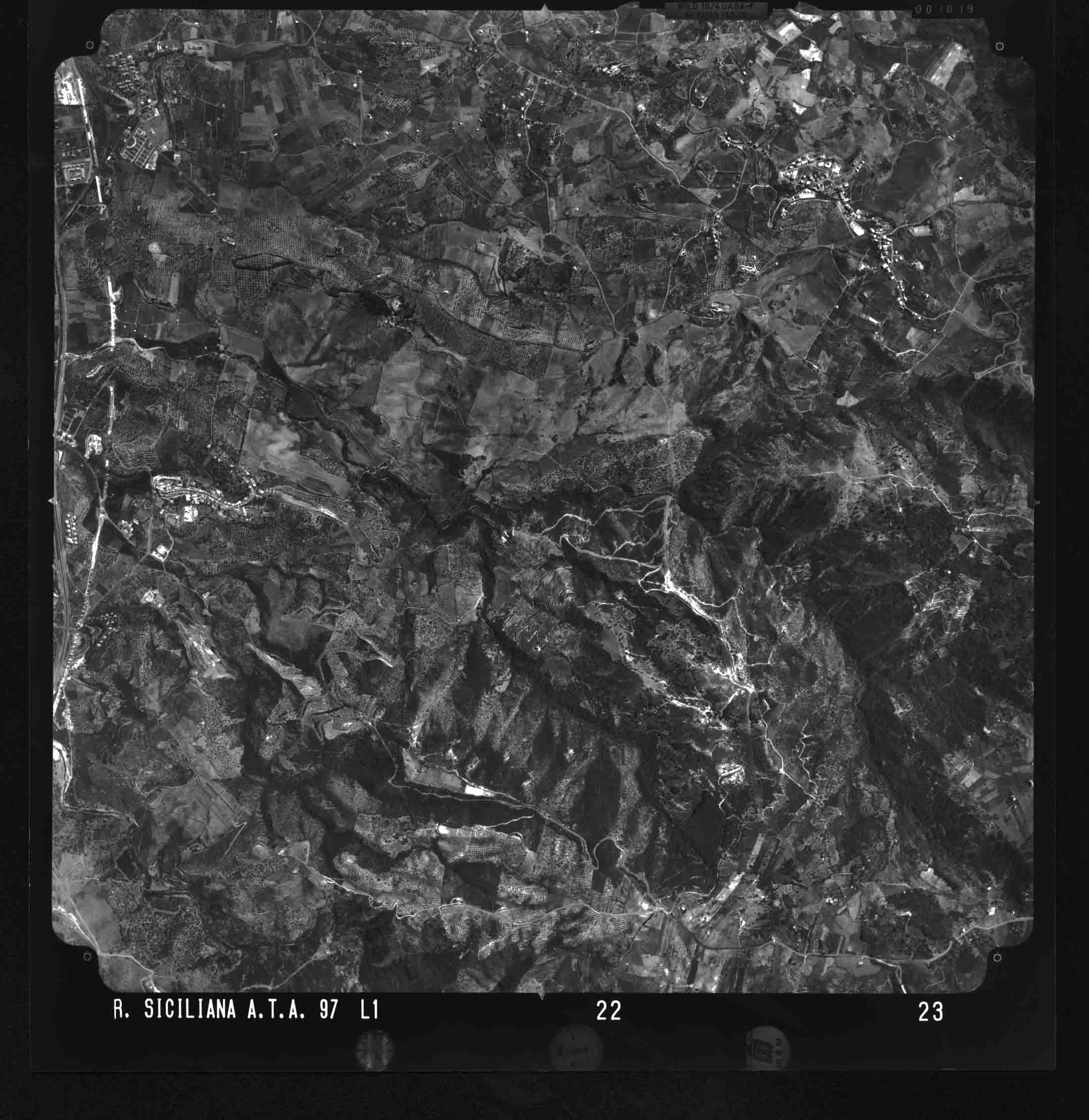 ME MONTALBANO ELICONA 22 STR 23