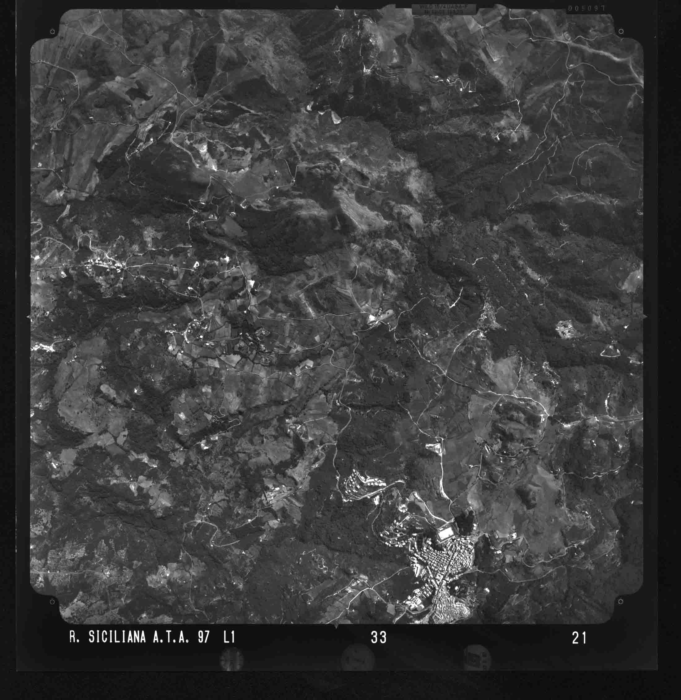 ME MONTALBANO ELICONA 33 STR 21