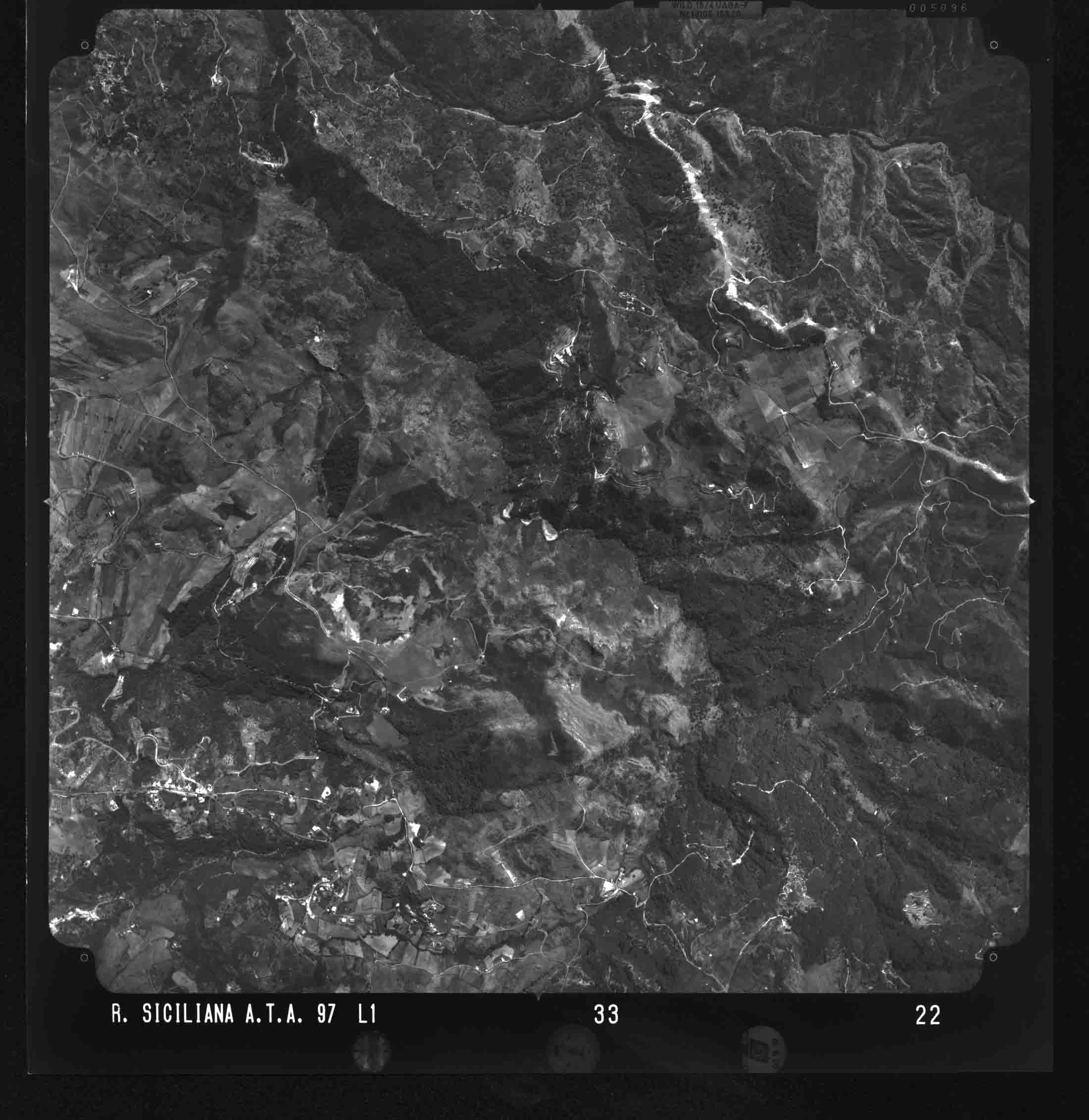 ME MONTALBANO ELICONA 33 STR 22