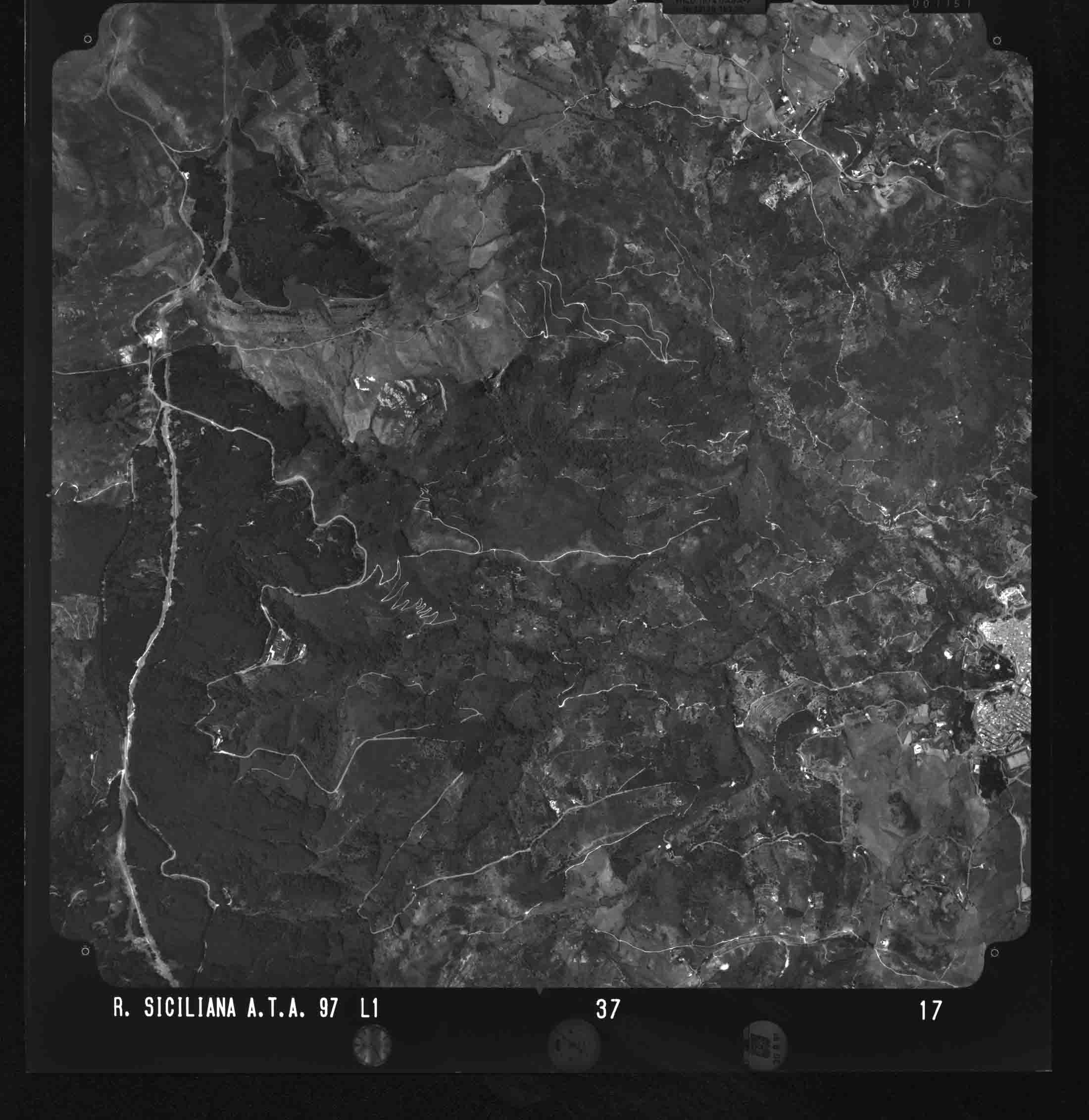 ME MONTALBANO ELICONA 37 STR 17