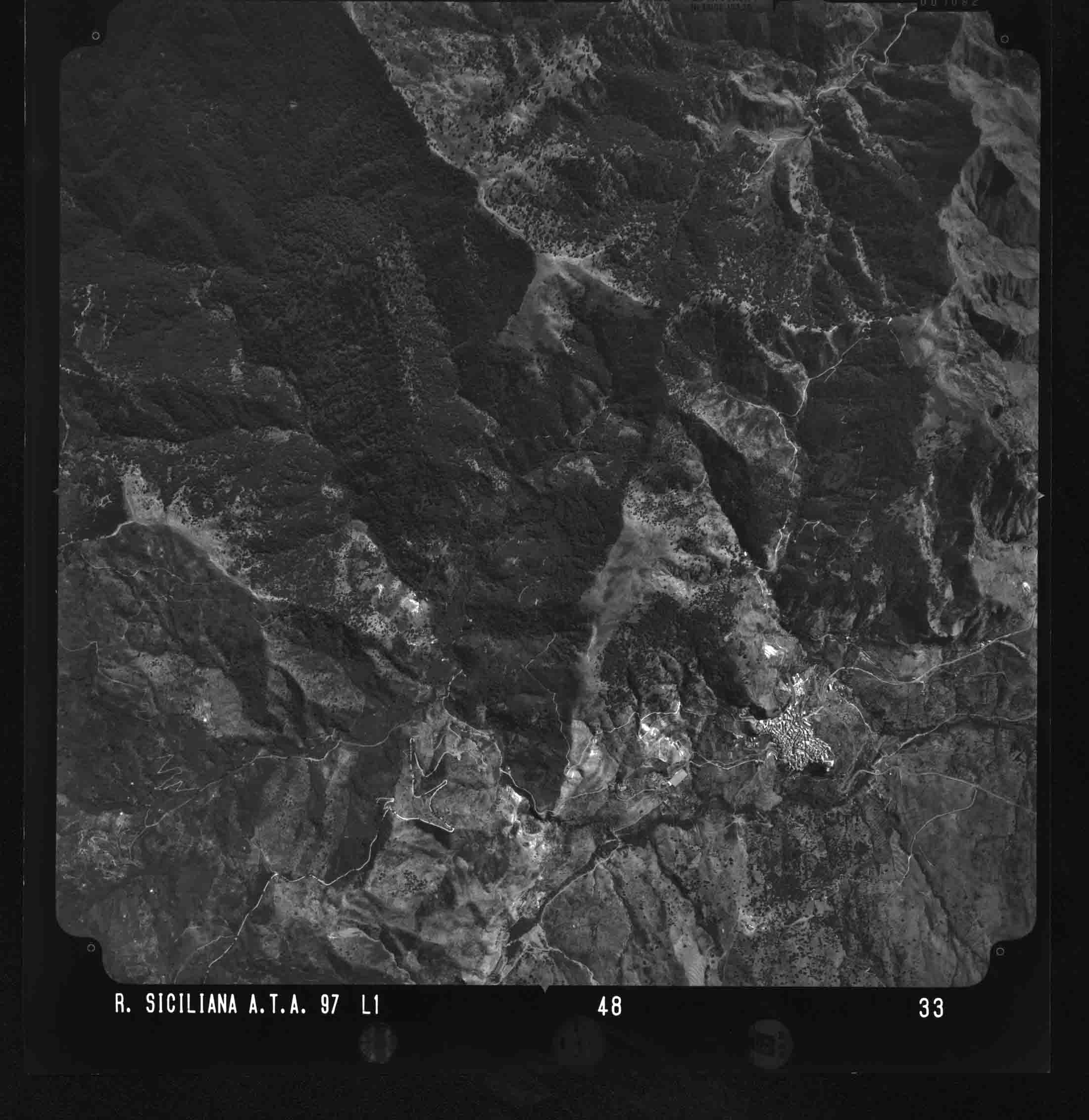 ME MONTALBANO ELICONA 48 STR 33