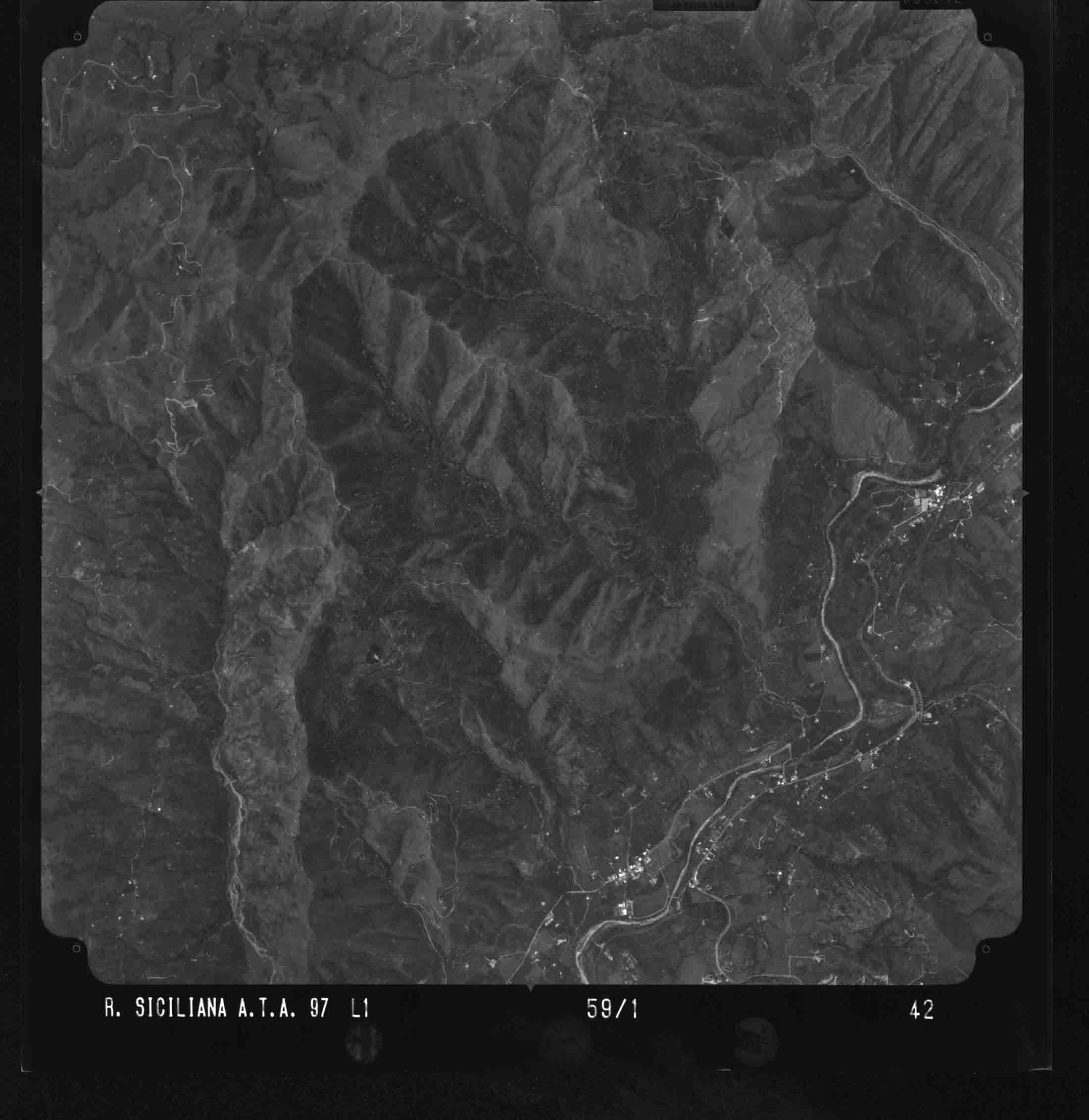 ME MOTTA CAMASTRA 59 1 STR 42