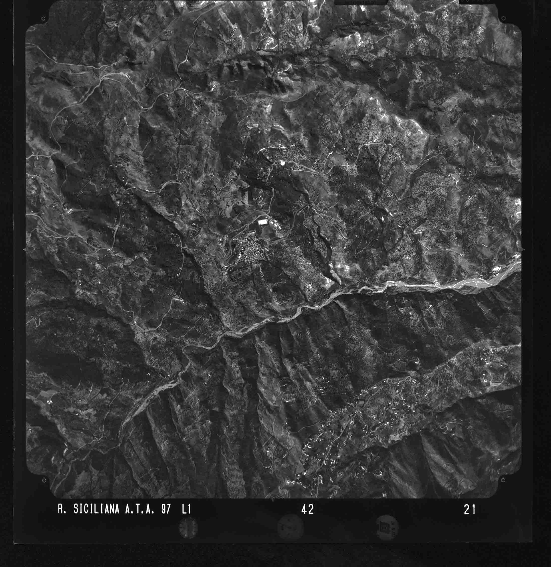 ME MOTTA D'AFFERMO 42 STR 21