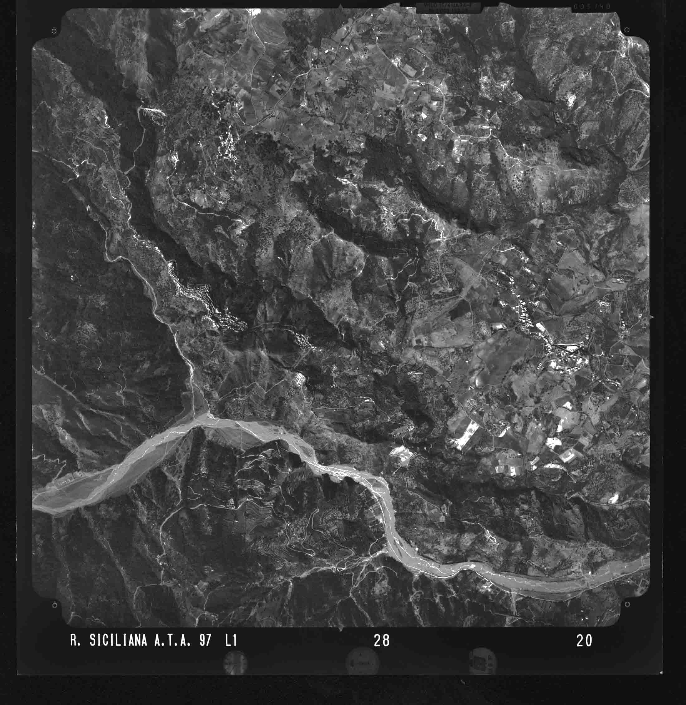 ME NOVARA DI SICILIA 28 STR 20