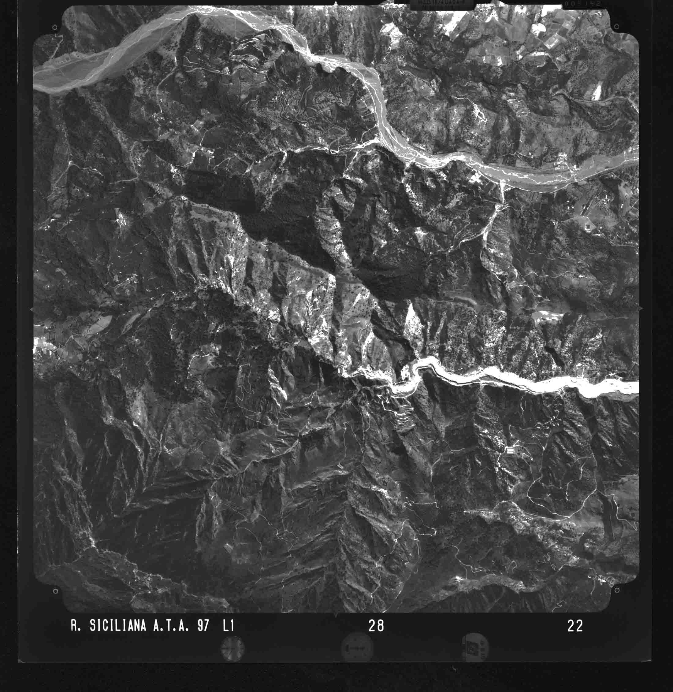 ME NOVARA DI SICILIA 28 STR 22