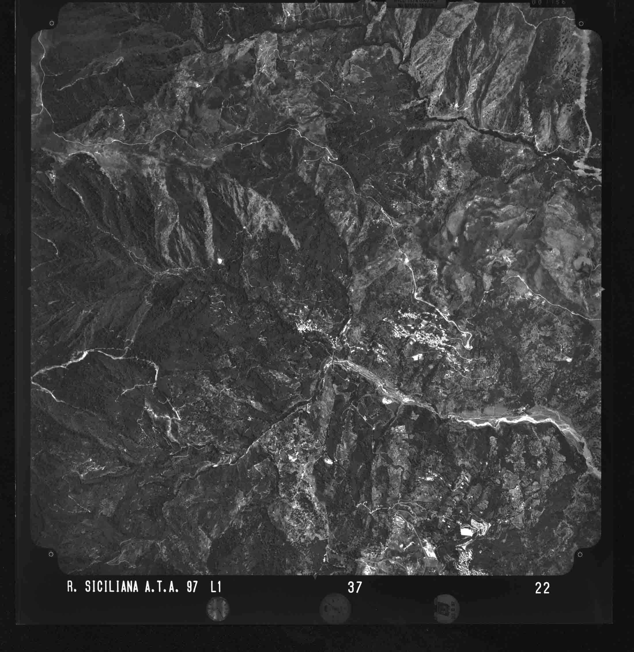 ME NOVARA DI SICILIA 37 STR 22