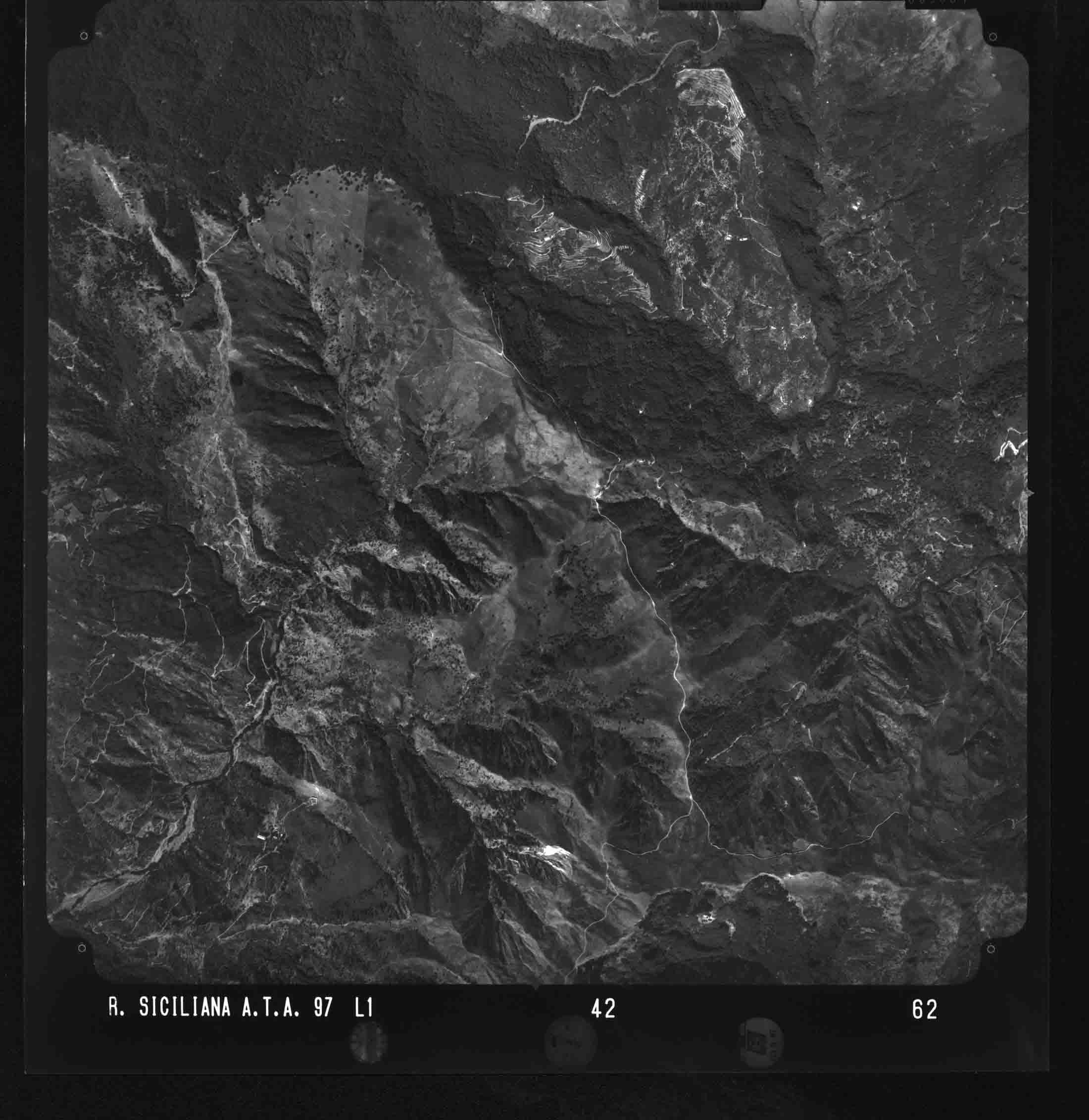 ME NOVARA DI SICILIA 42 STR 62