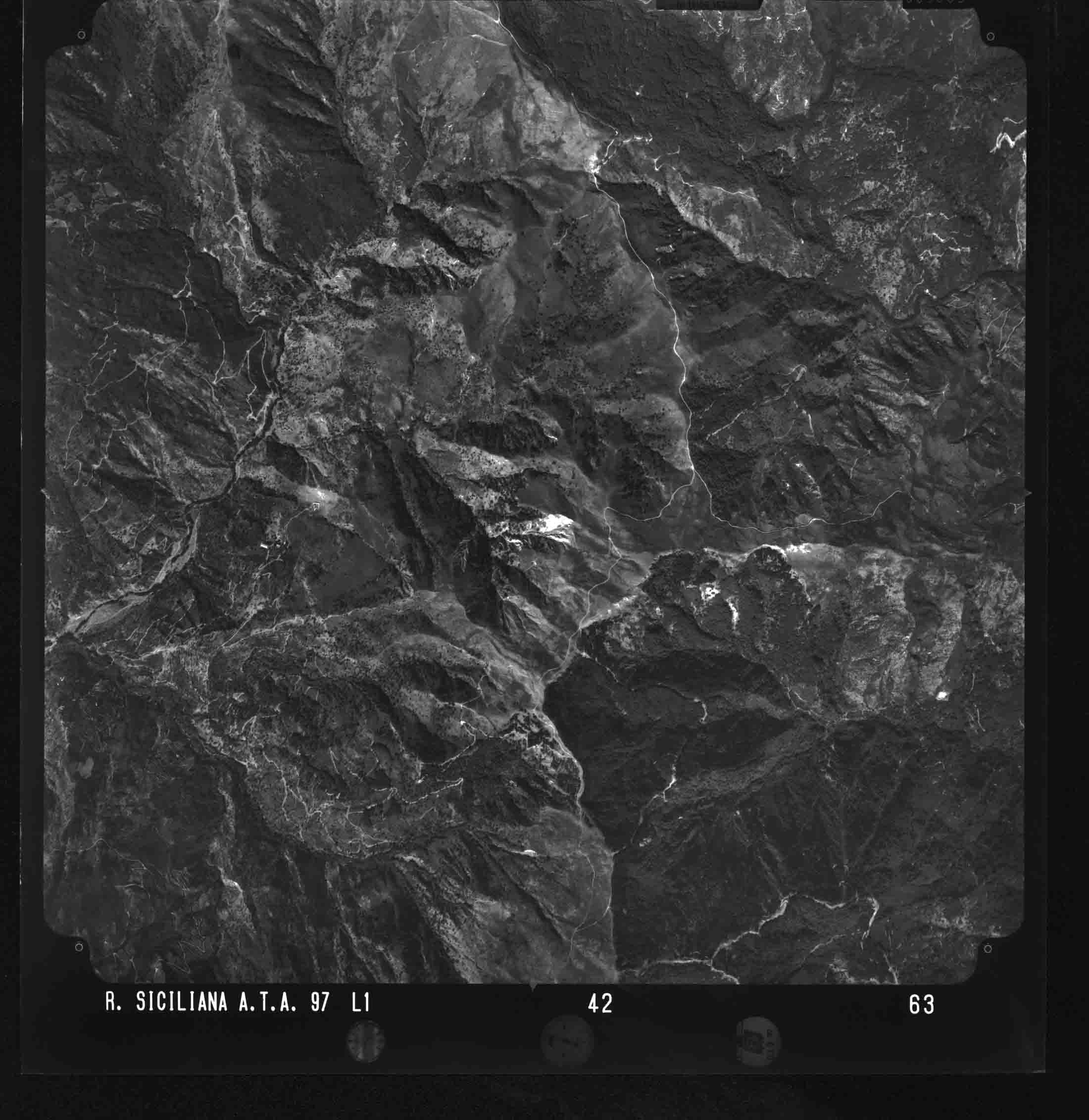 ME NOVARA DI SICILIA 42 STR 63