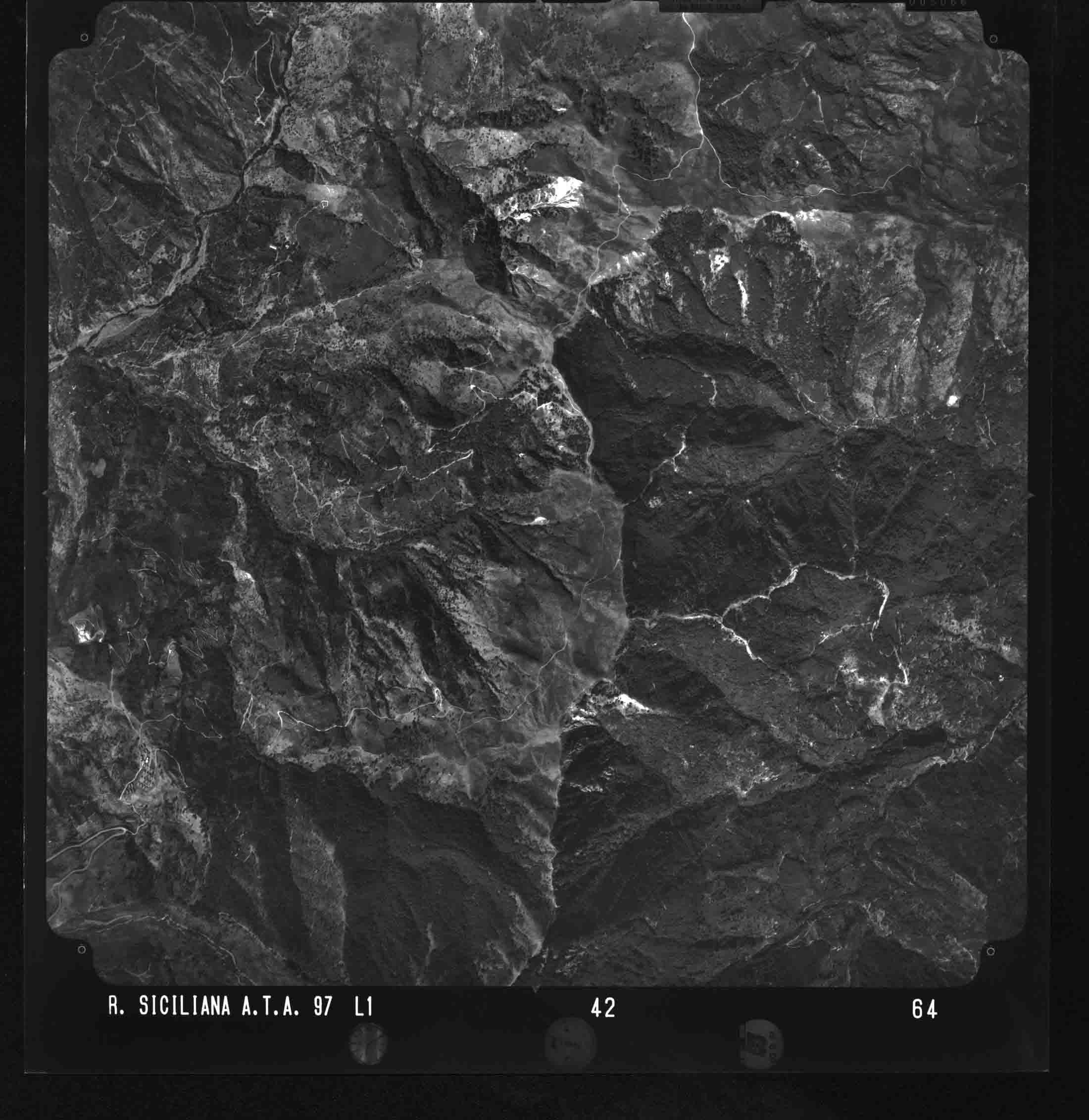 ME NOVARA DI SICILIA 42 STR 64