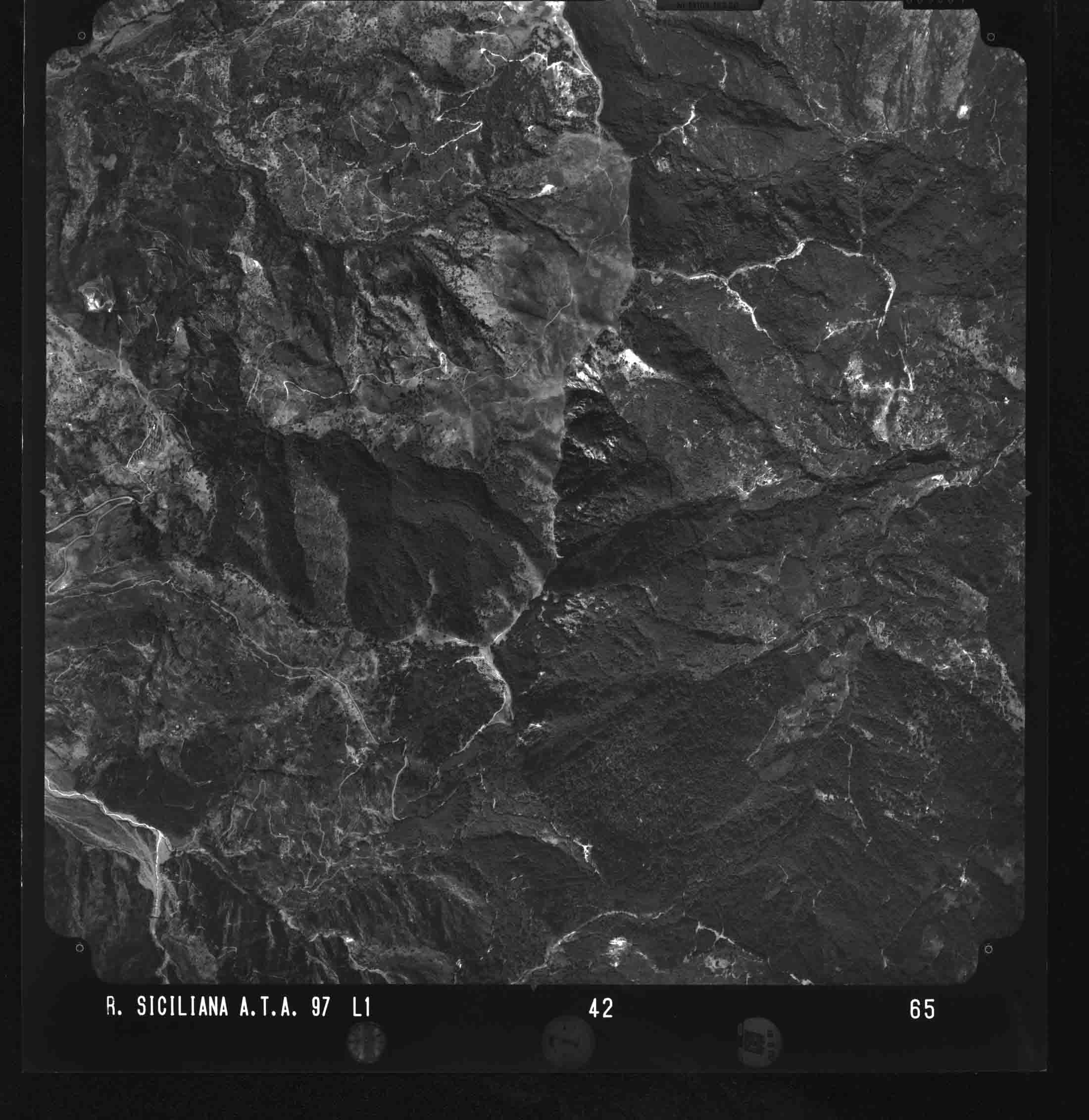 ME NOVARA DI SICILIA 42 STR 65