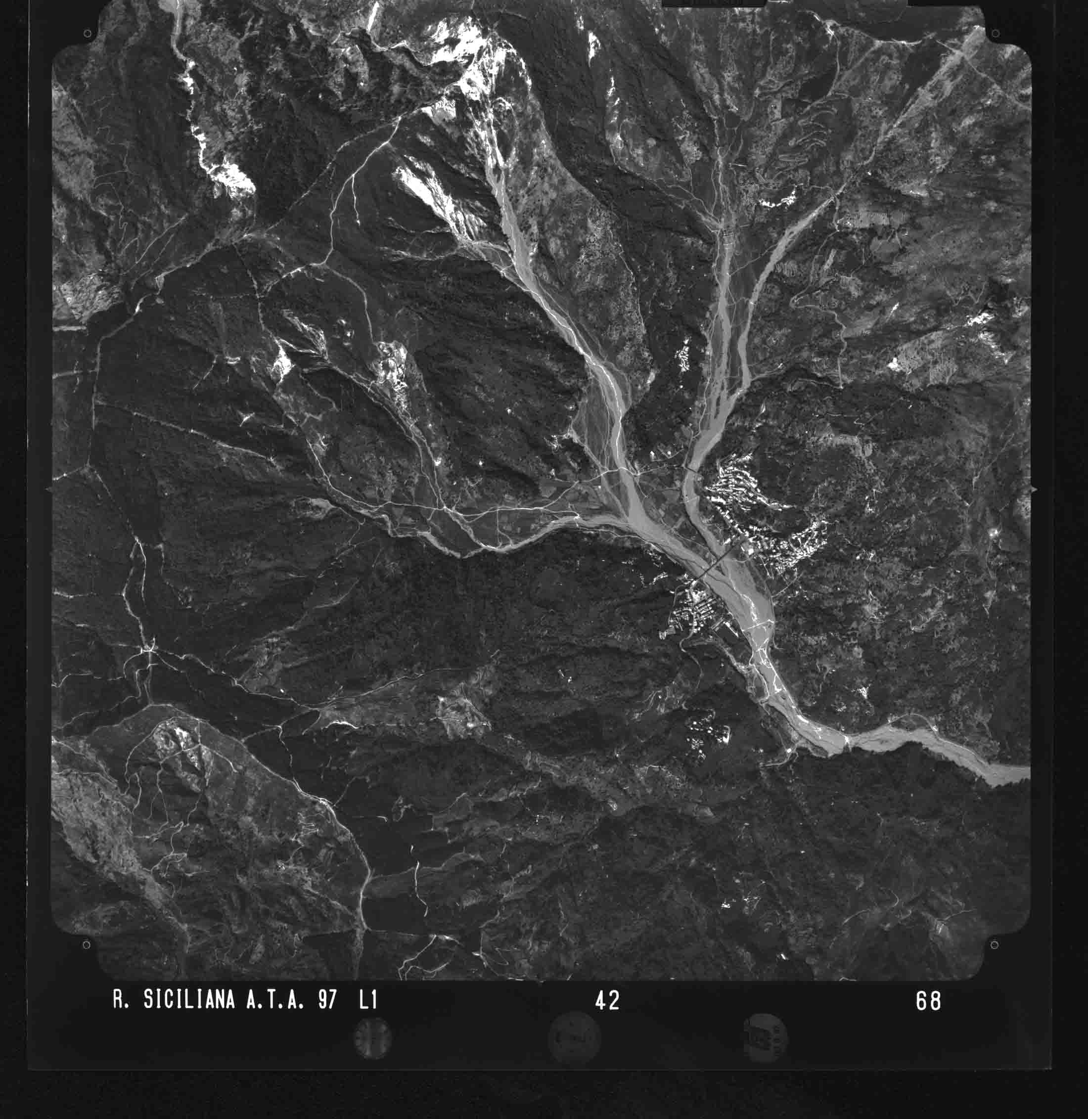 ME NOVARA DI SICILIA 42 STR 68