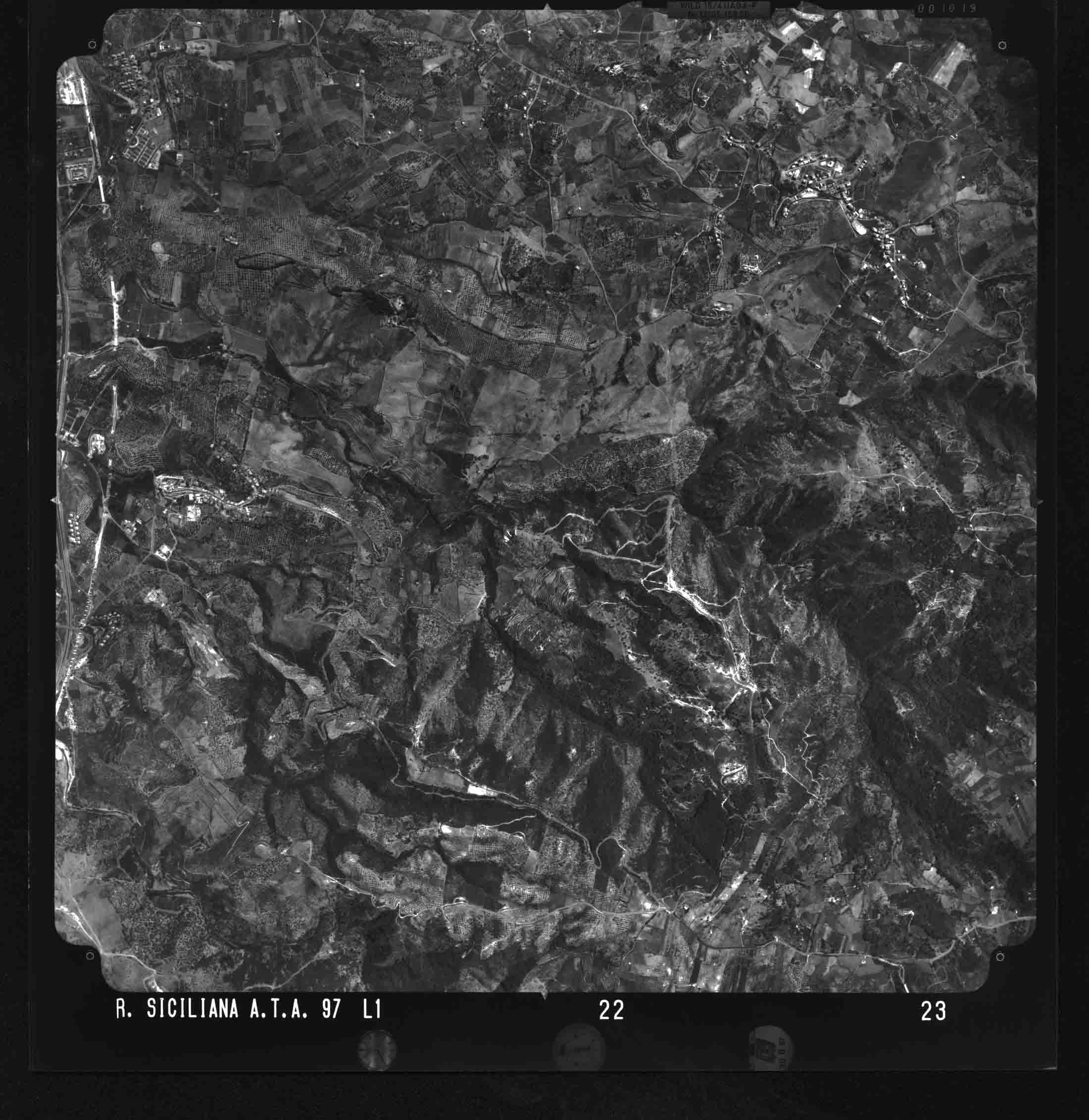 ME OLIVERI 22 STR 23