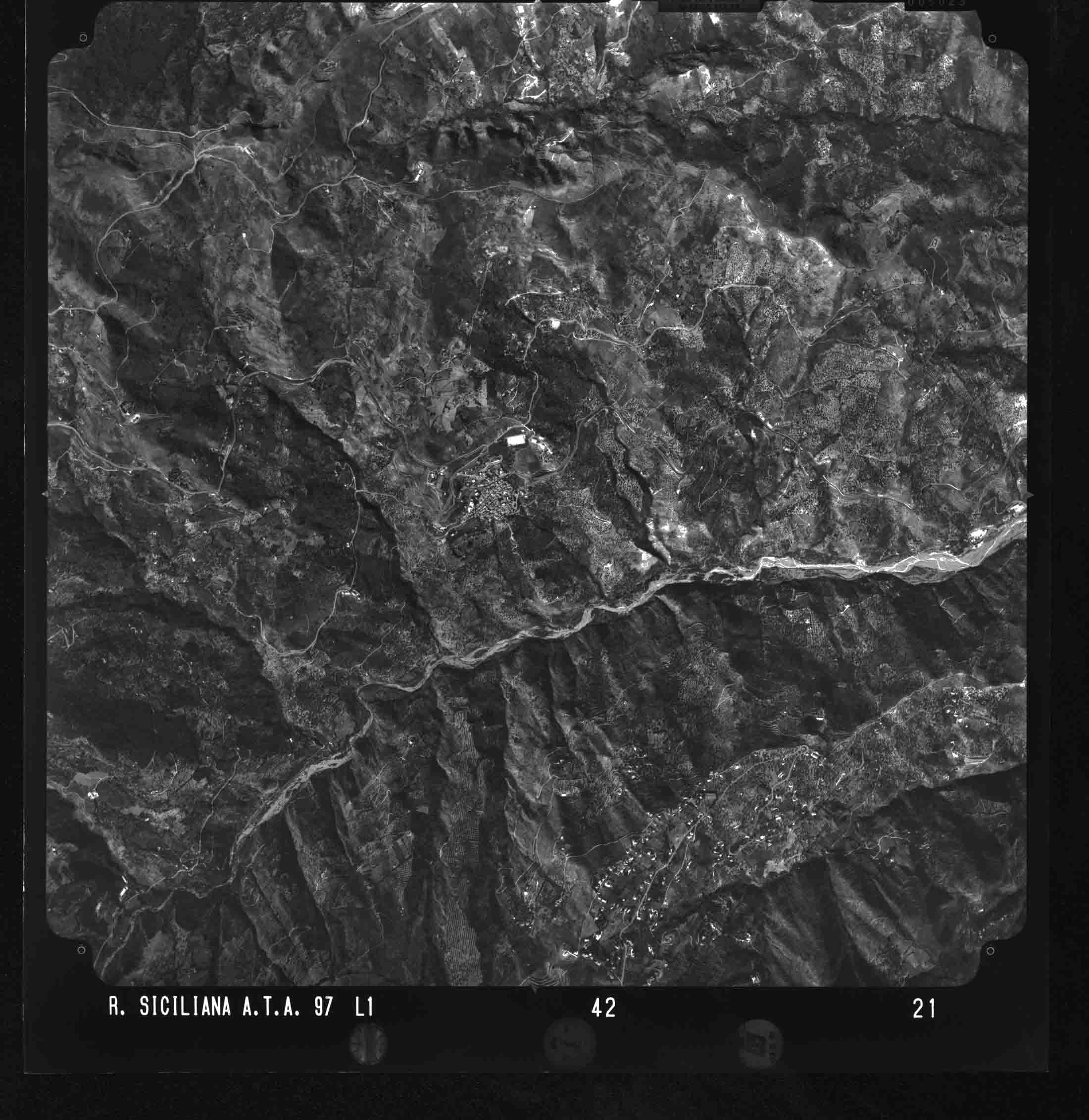 ME PETTINEO 42 STR 21