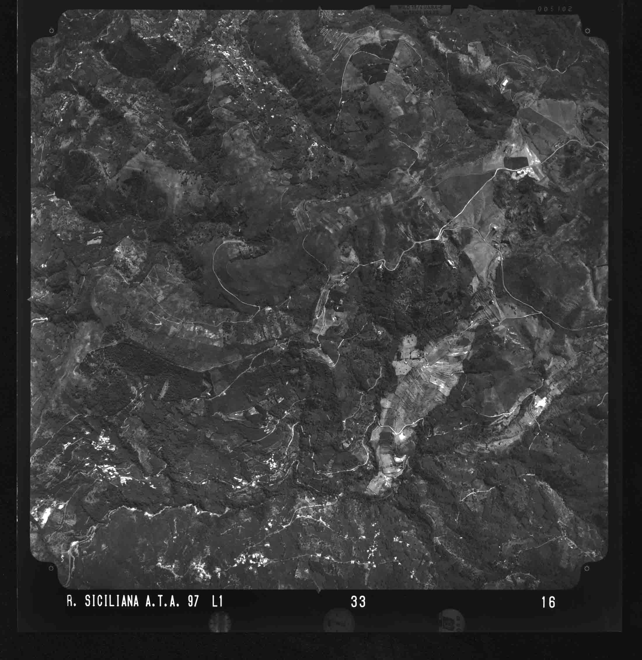 ME RACCUJA 33 STR 16