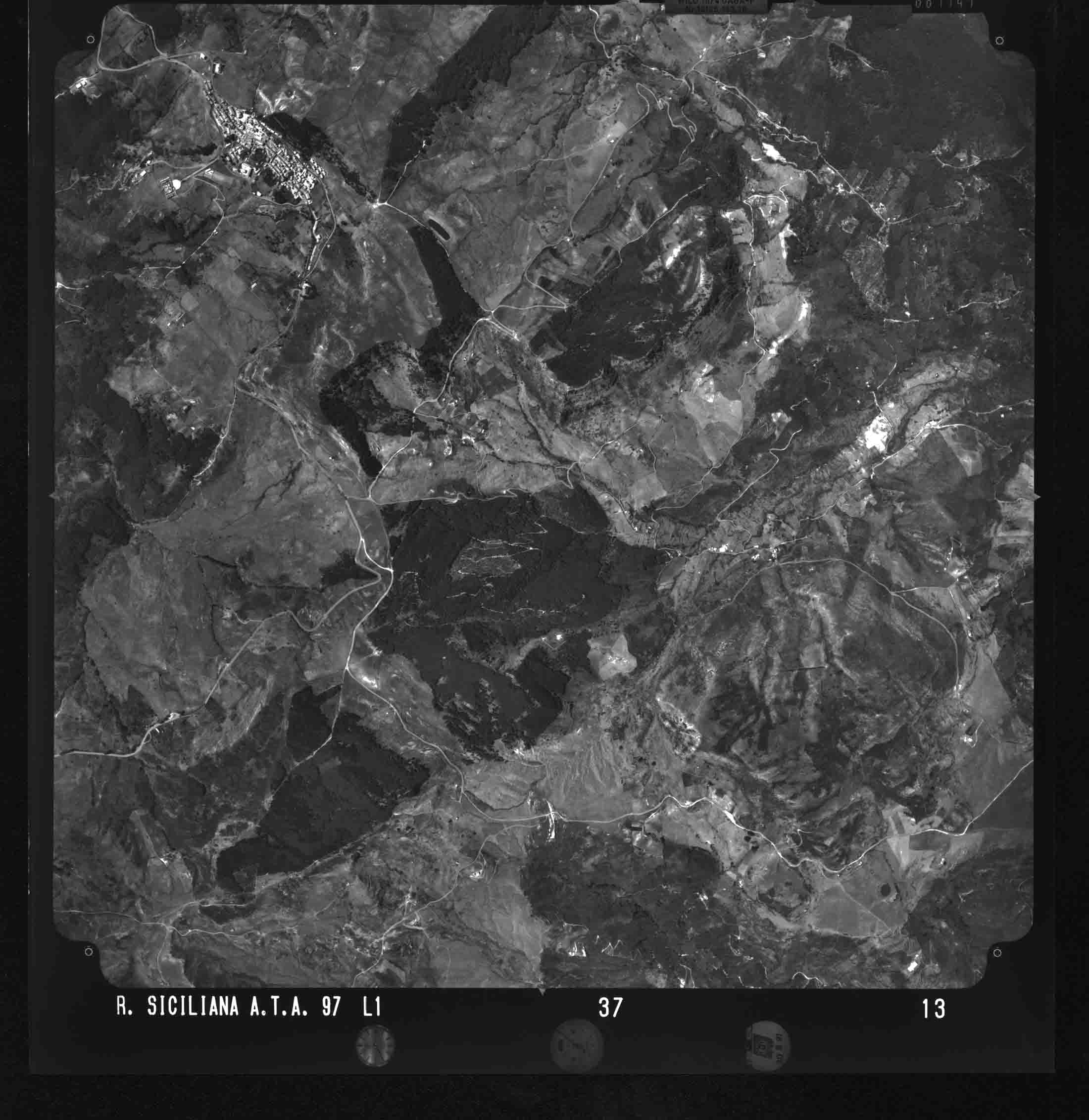 ME RACCUJA 37 STR 13