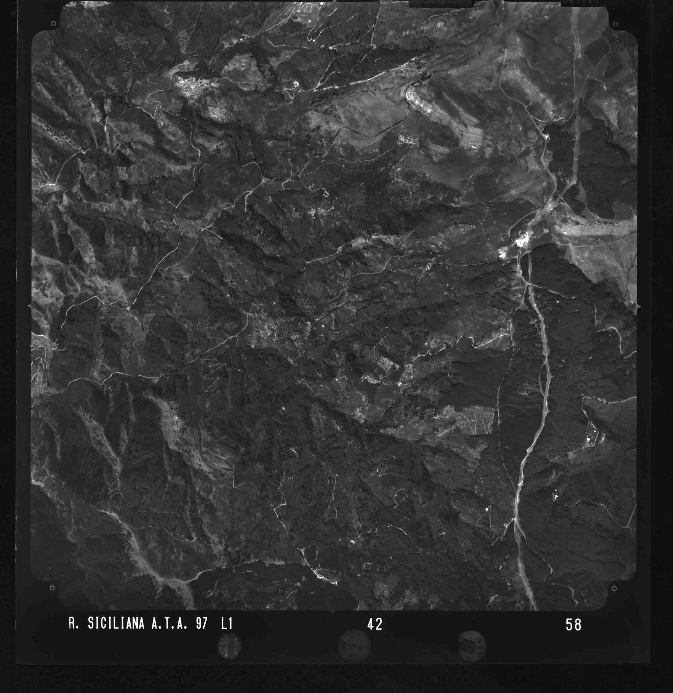 ME ROCCELLA VALDEMONE 42 STR 58